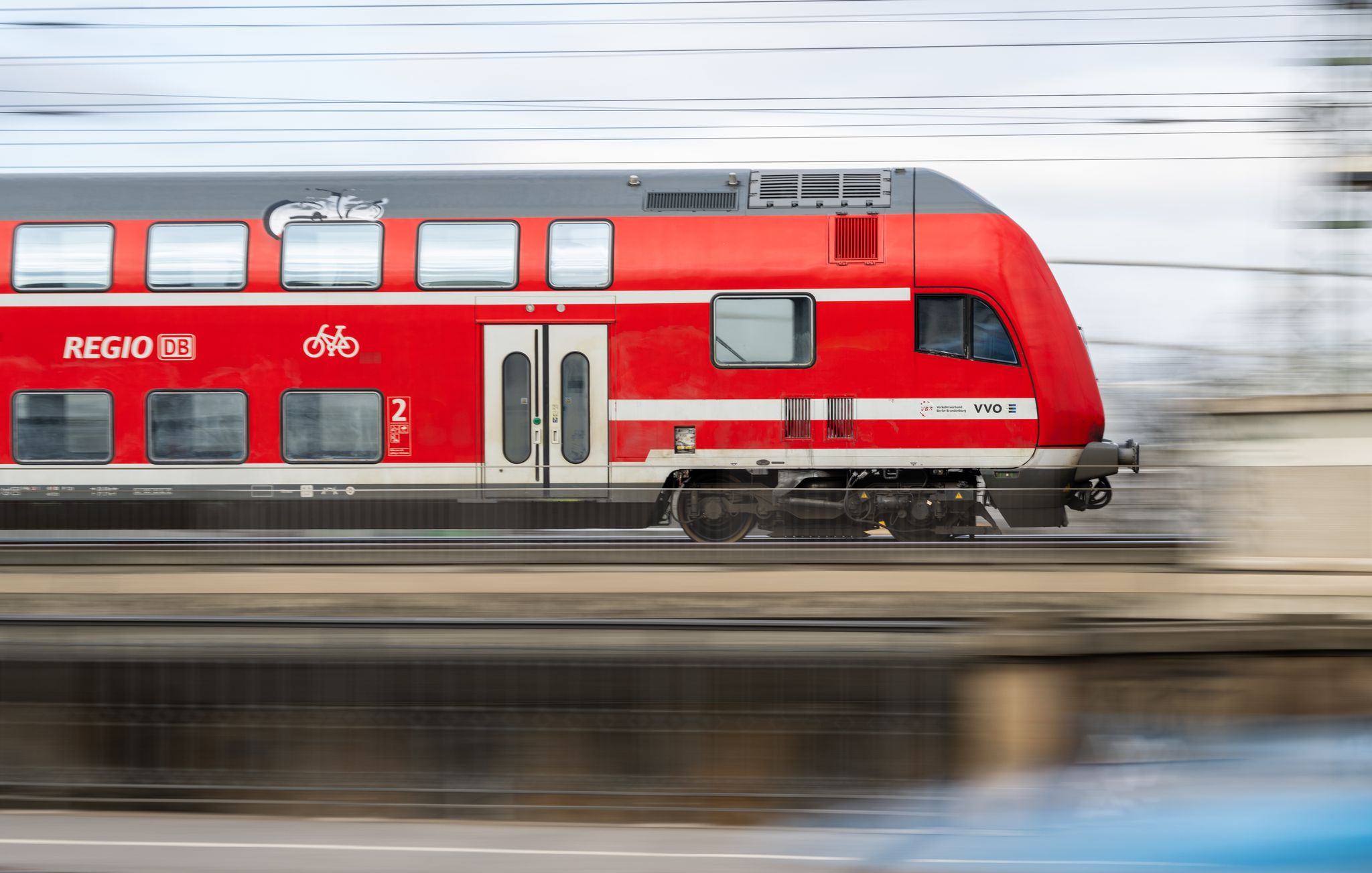 Getöteter Zugbegleiter – Bahn testet Doppelbesetzung
