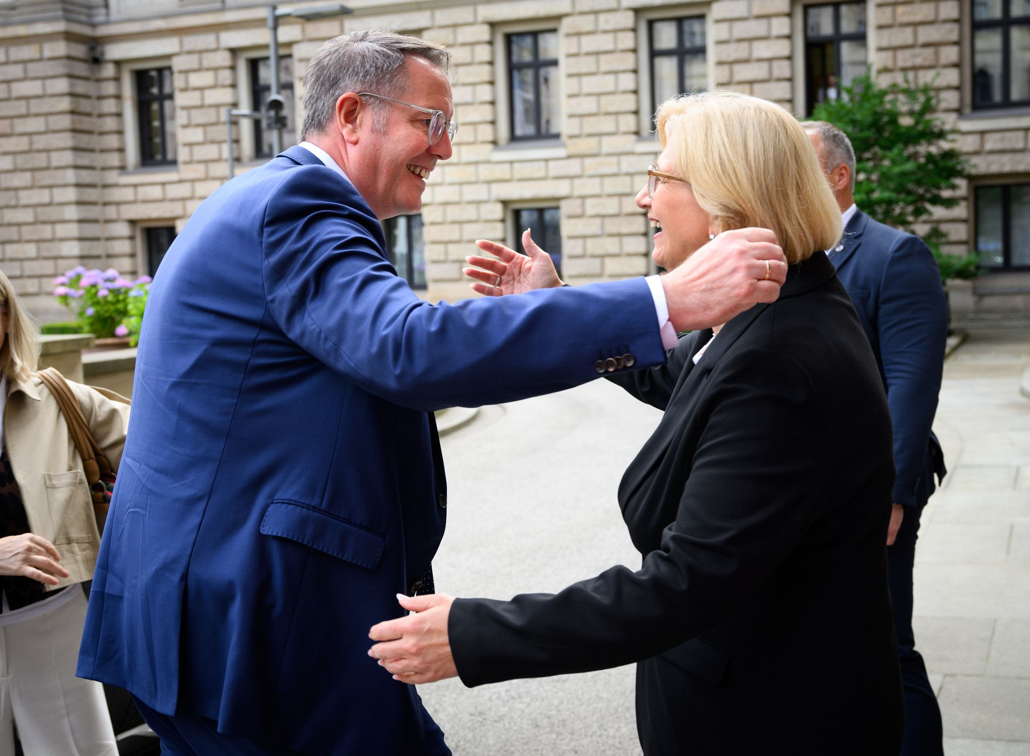 Schweitzer gratuliert Rehlinger - «Wichtige Impulsgeberin»