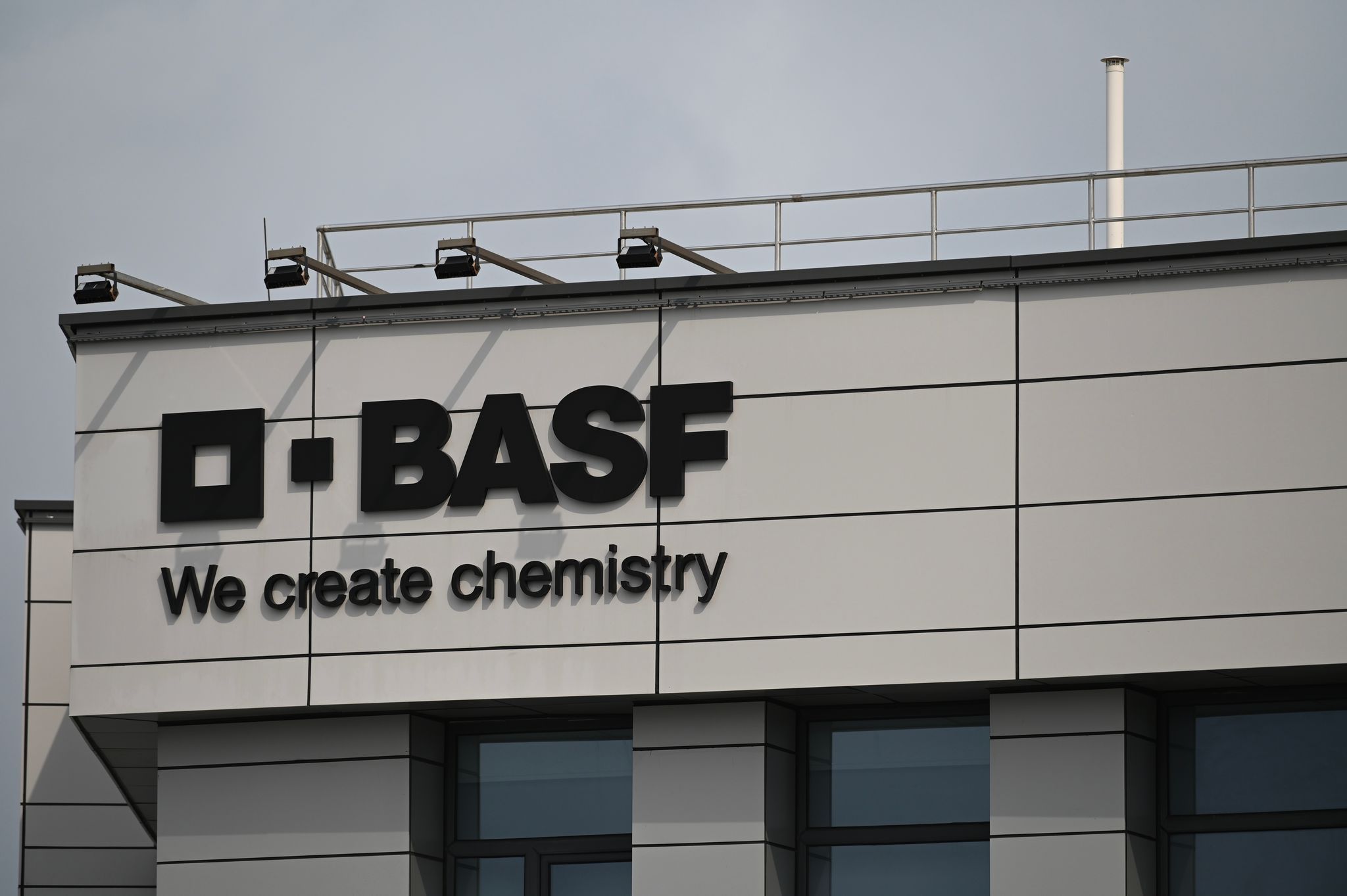 Wettbewerbsdruck: BASF setzt im ersten Quartal weniger um