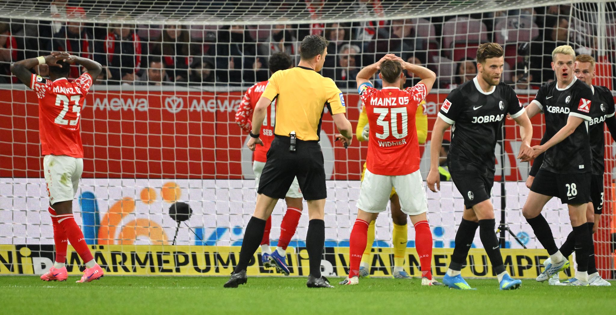 Titeljäger schwärmen aus: Mainz und Freiburg träumen