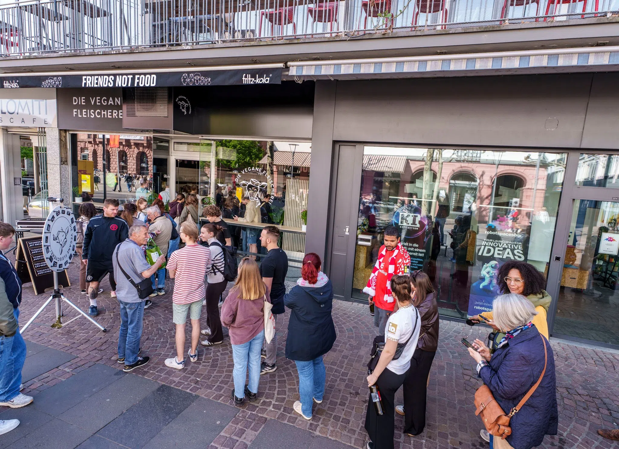 Wursttheke ohne Tier: Zwei neue Läden bieten Fleischersatz