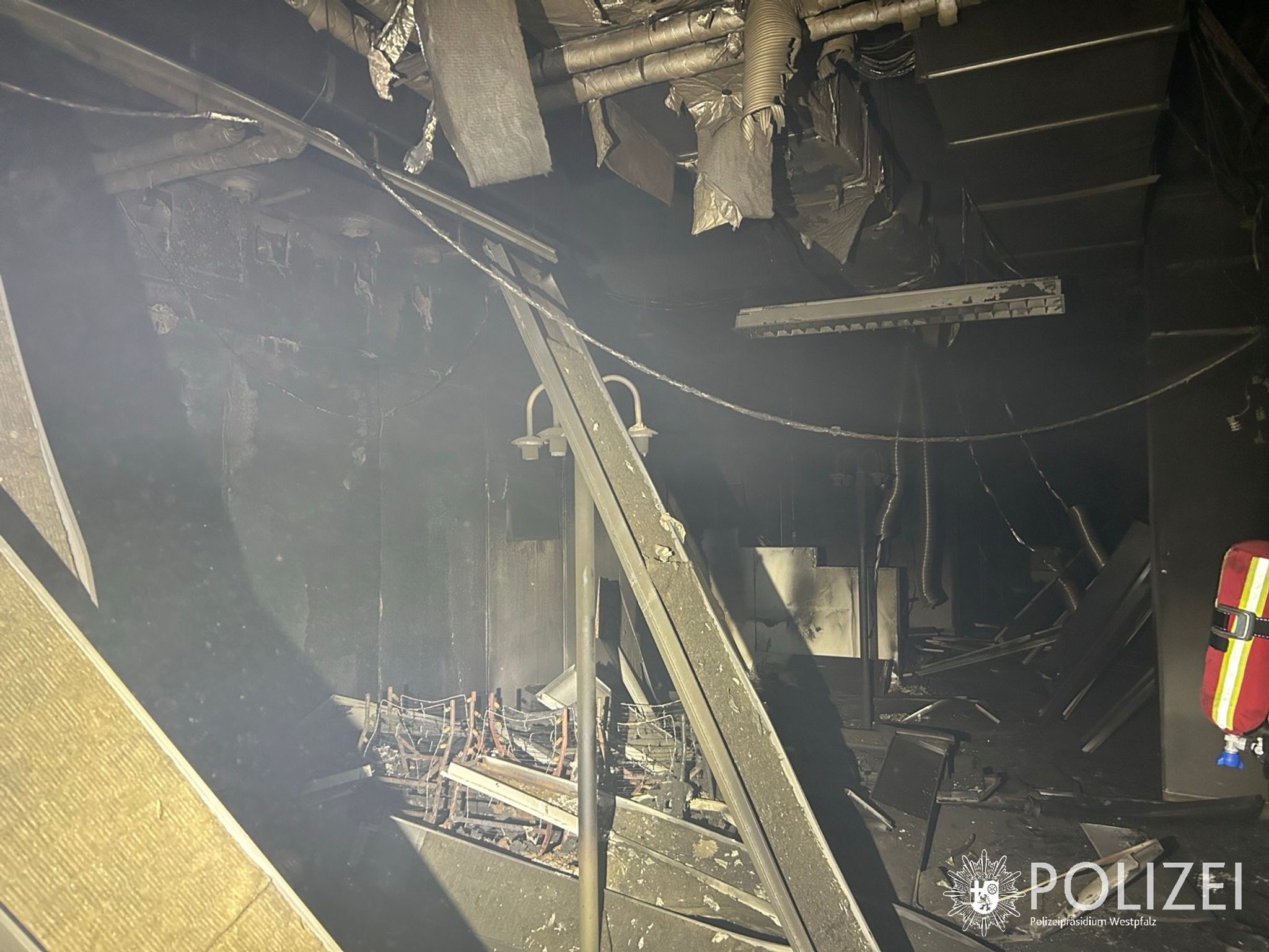 Nach Brand in Klinik drei Verdächtige gefasst