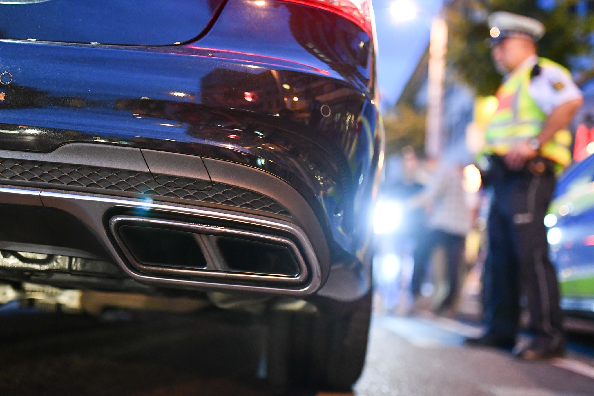 93 Verstöße bei Polizeikontrolle in Autotuner-Szene