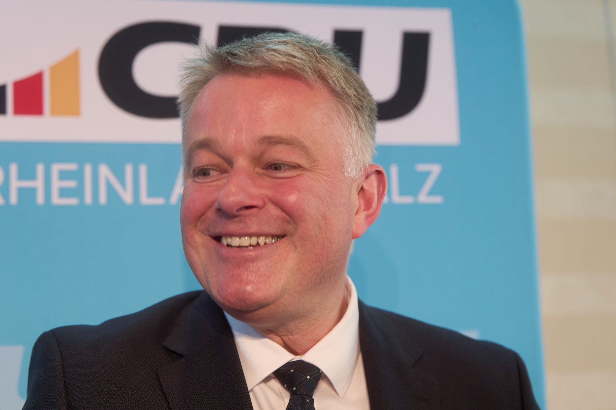 CDU und SPD stimmen für gemeinsamen Koalitionsvertrag