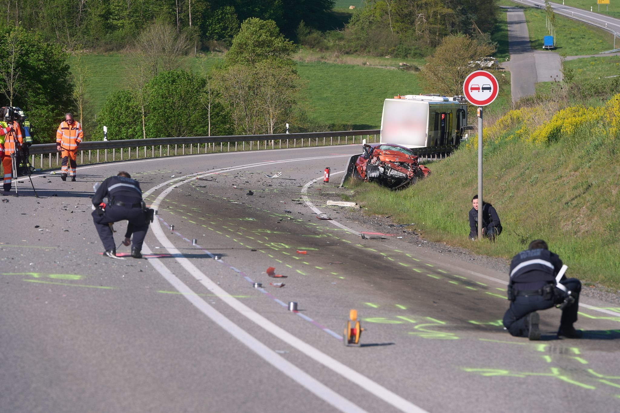 Frontalunfall mit einer Toten - Überholmanöver war Ursache