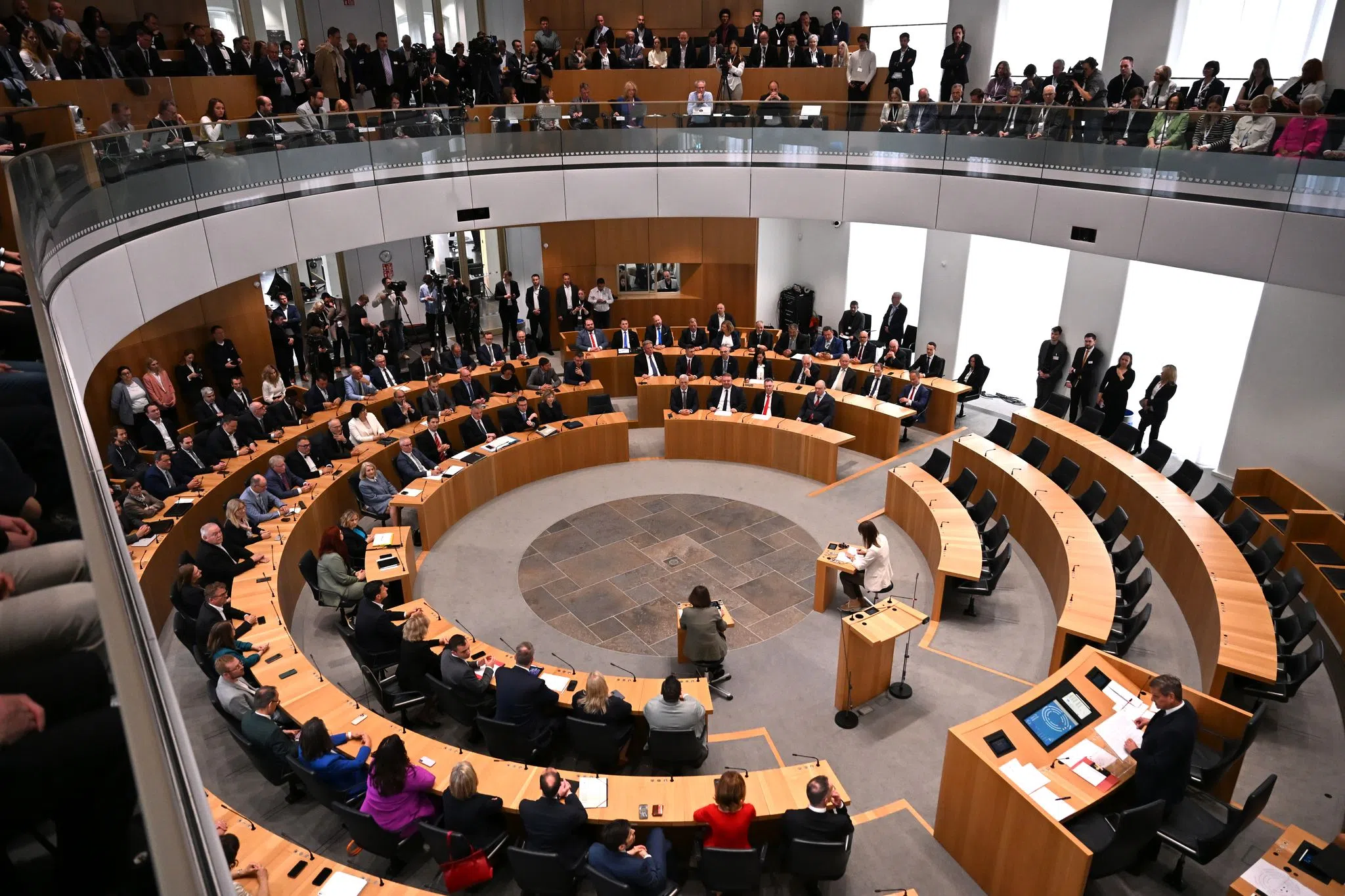Landtag in Rheinland-Pfalz hat jetzt drei Vizepräsidentinnen