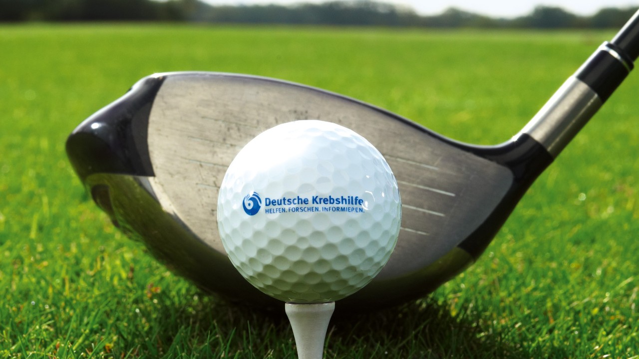 Jeder Schlag zählt – Golfen gegen Krebs