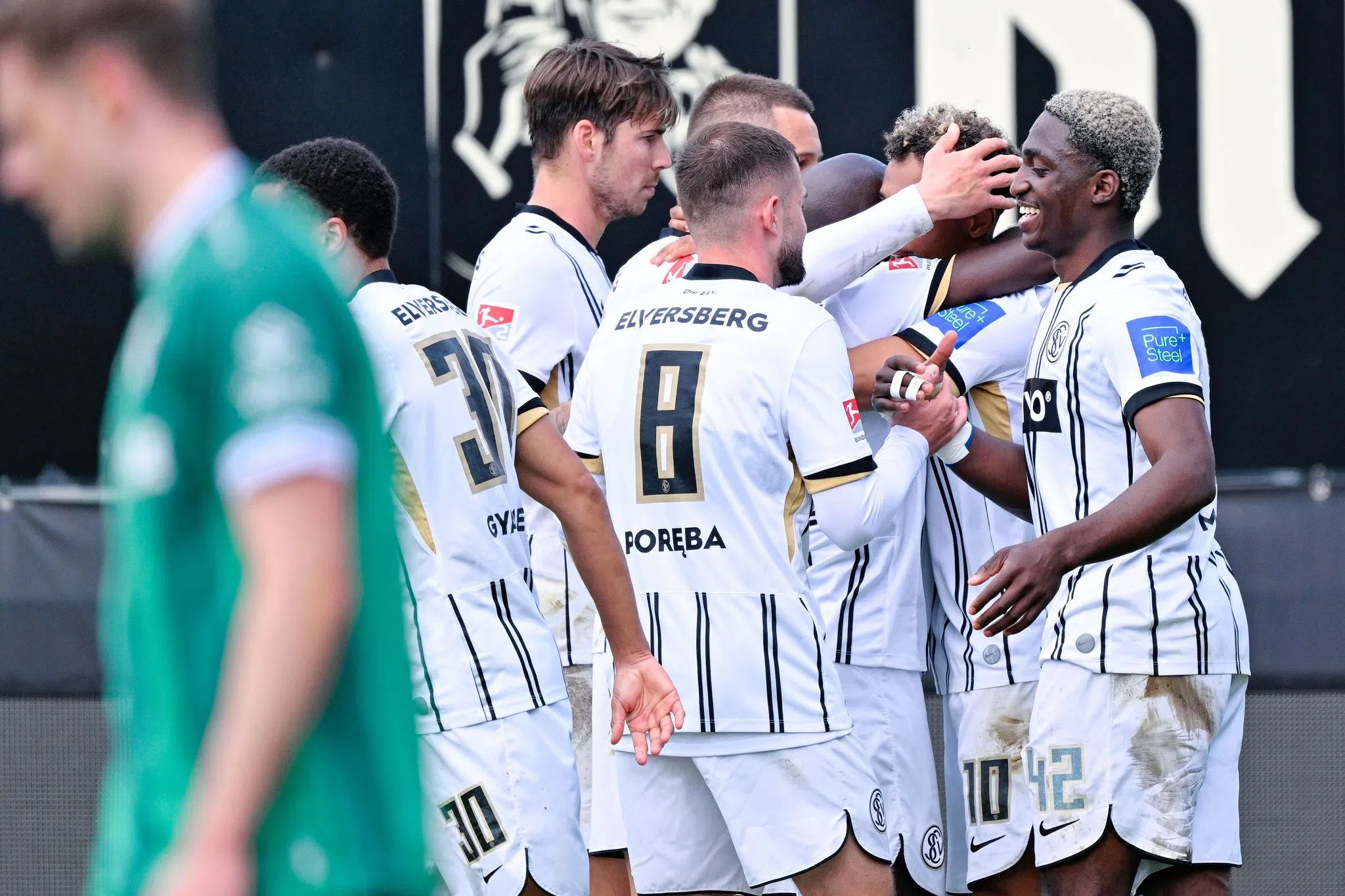 SV Elversberg steigt in die Bundesliga auf