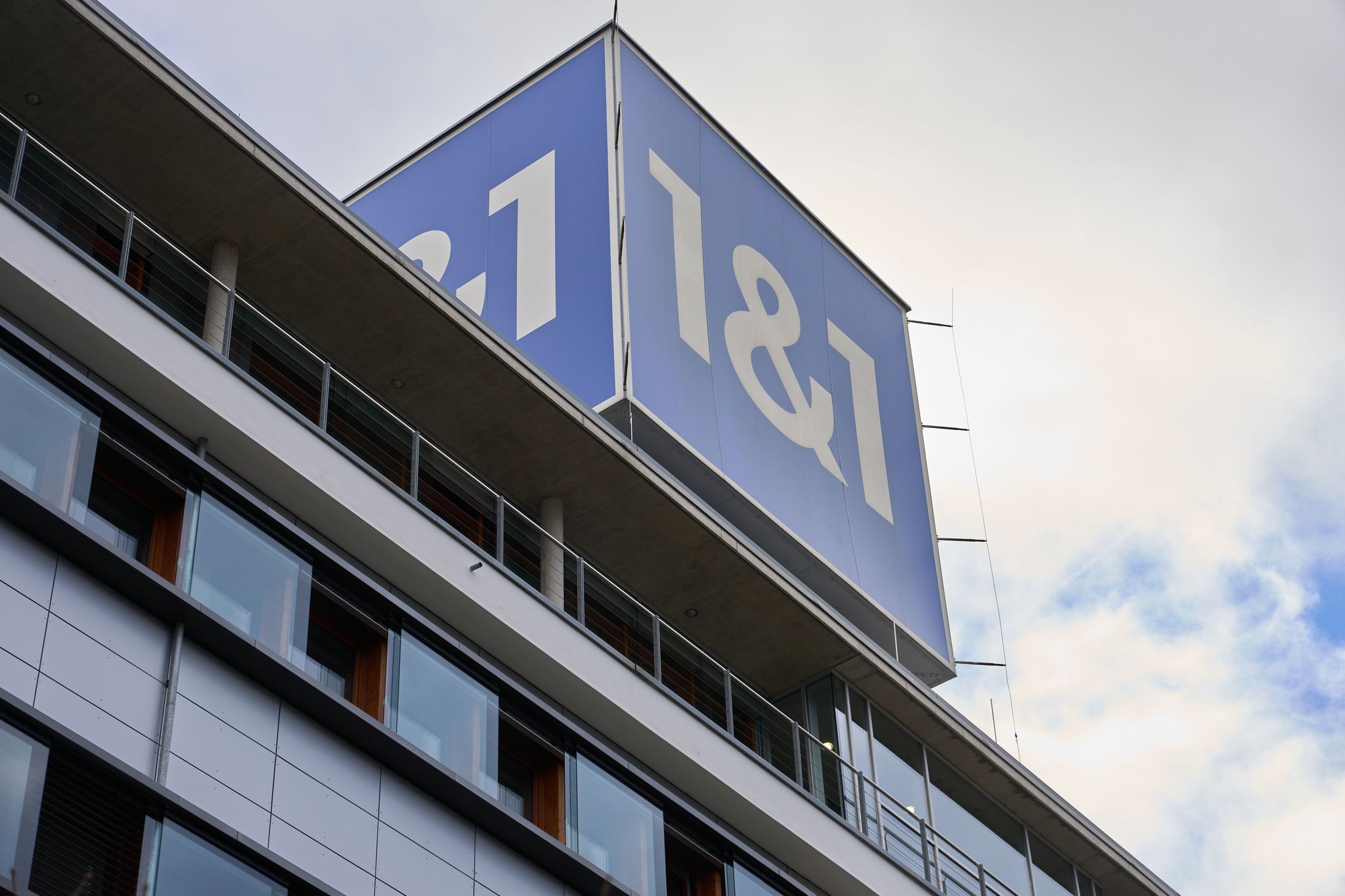1&1-Handynetz erreicht fast jeden dritten Haushalt