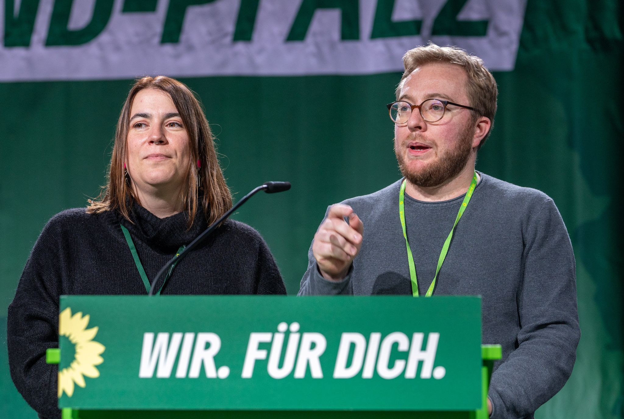 Grüne wählen neue Doppelspitze - drei Kandidierende