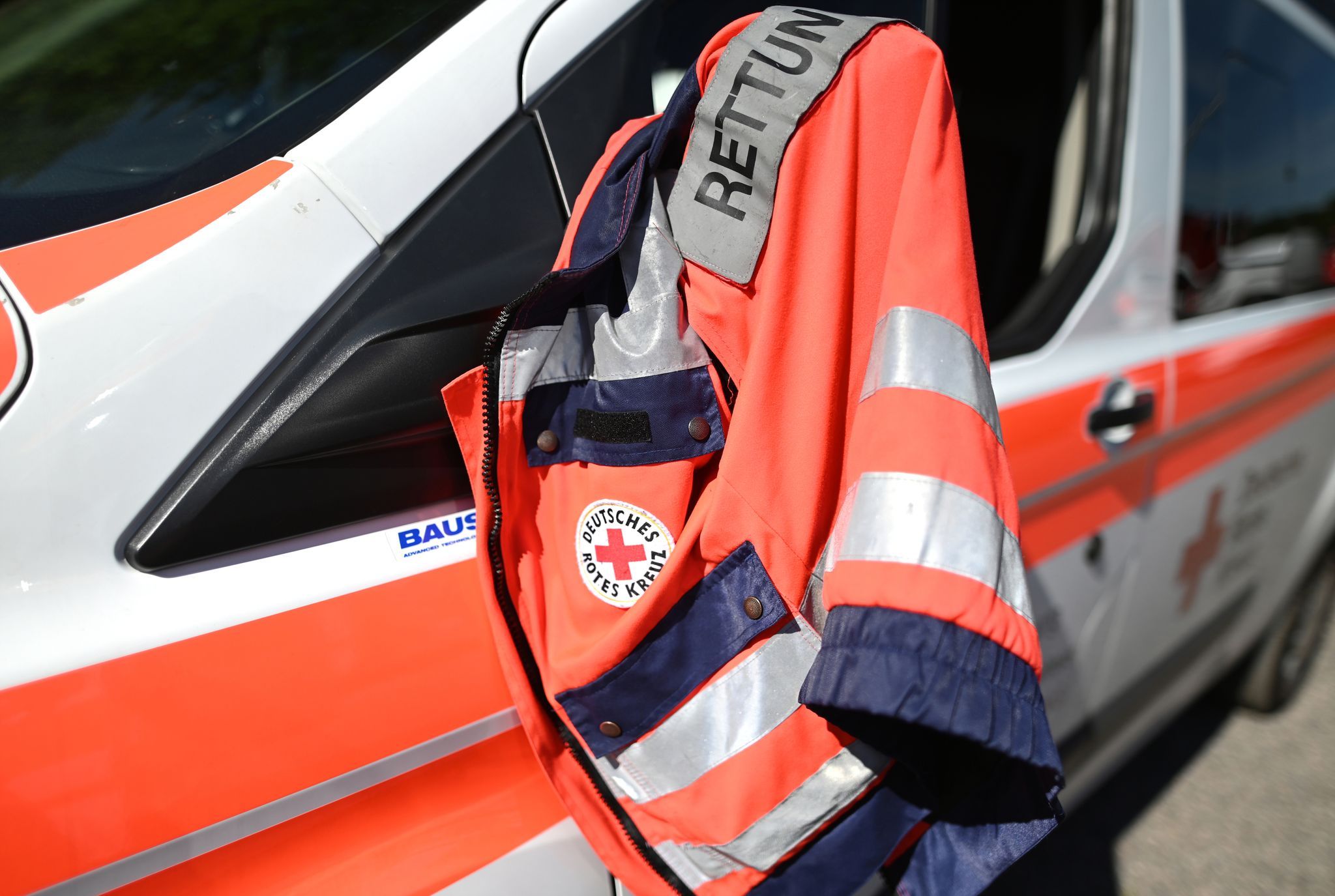 Nach Schreckmoment: Kind unverletzt aus Auto befreit