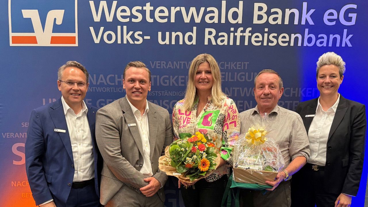 Westerwald Bank  begeistert Kundinnen und Kunde beim WällerINVEST-Abend in ihrer Geschäftsstelle in Hachenburg