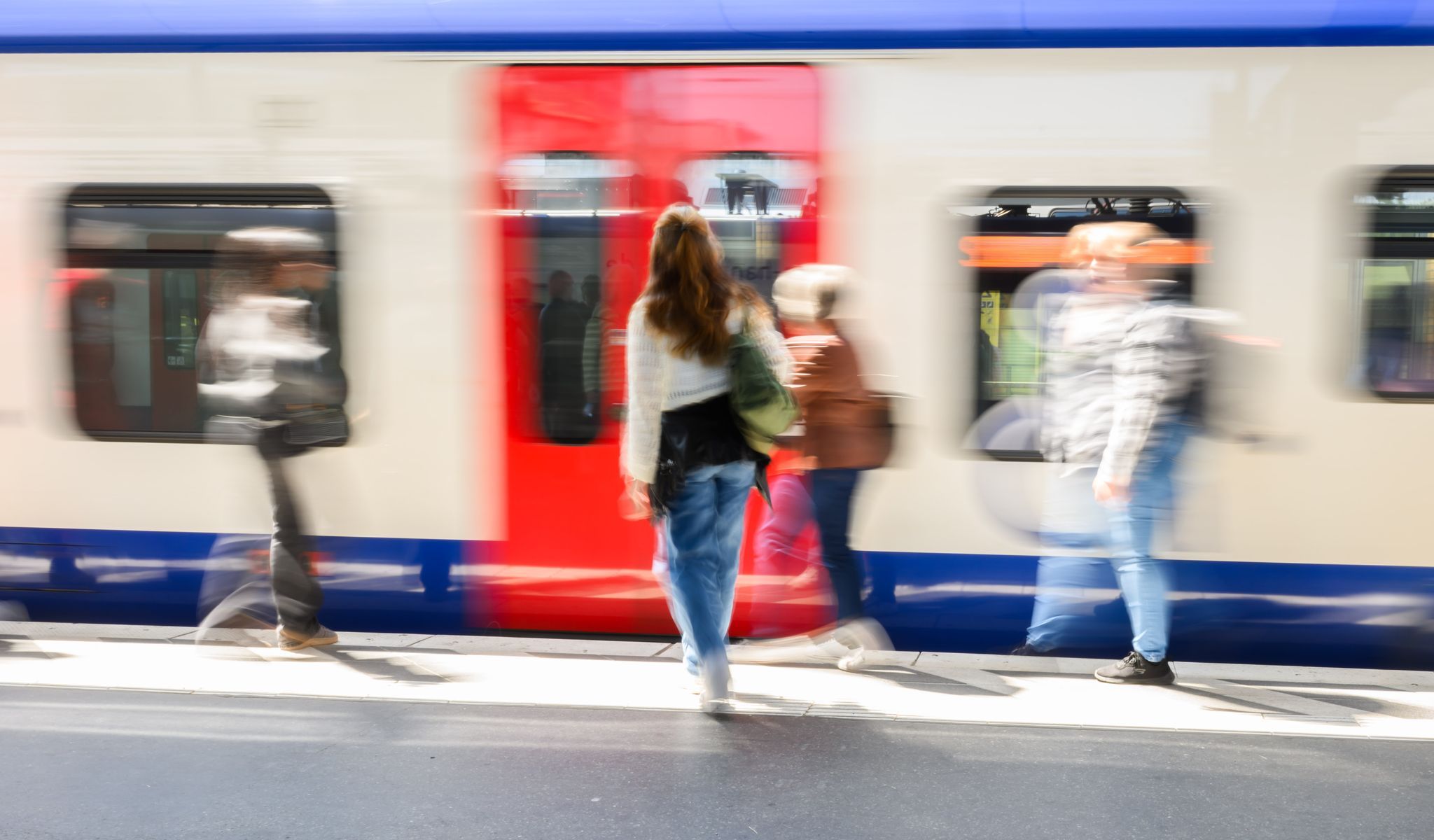 Kein Gratis-Deutschlandticket für Schüler in Sommerferien