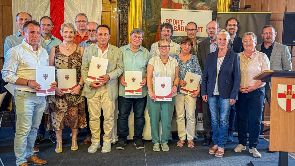 Sportehrennadel und Sportplakette der Stadt Koblenz verliehen
