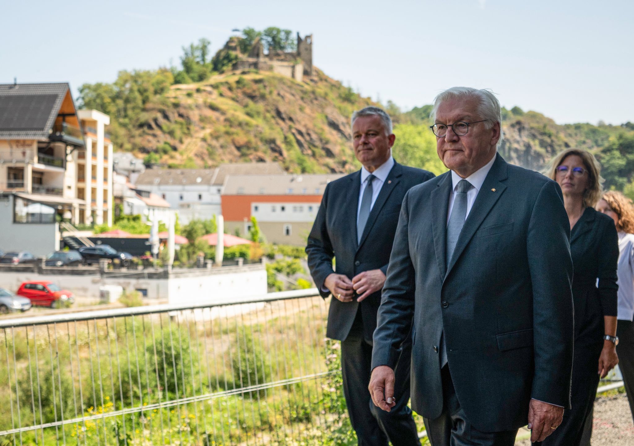 Steinmeier im Ahrtal: Dieser Tag ist «Auftrag an uns alle» Steinmeier im Ahrtal: Dieser Tag ist «Auftrag an uns alle»