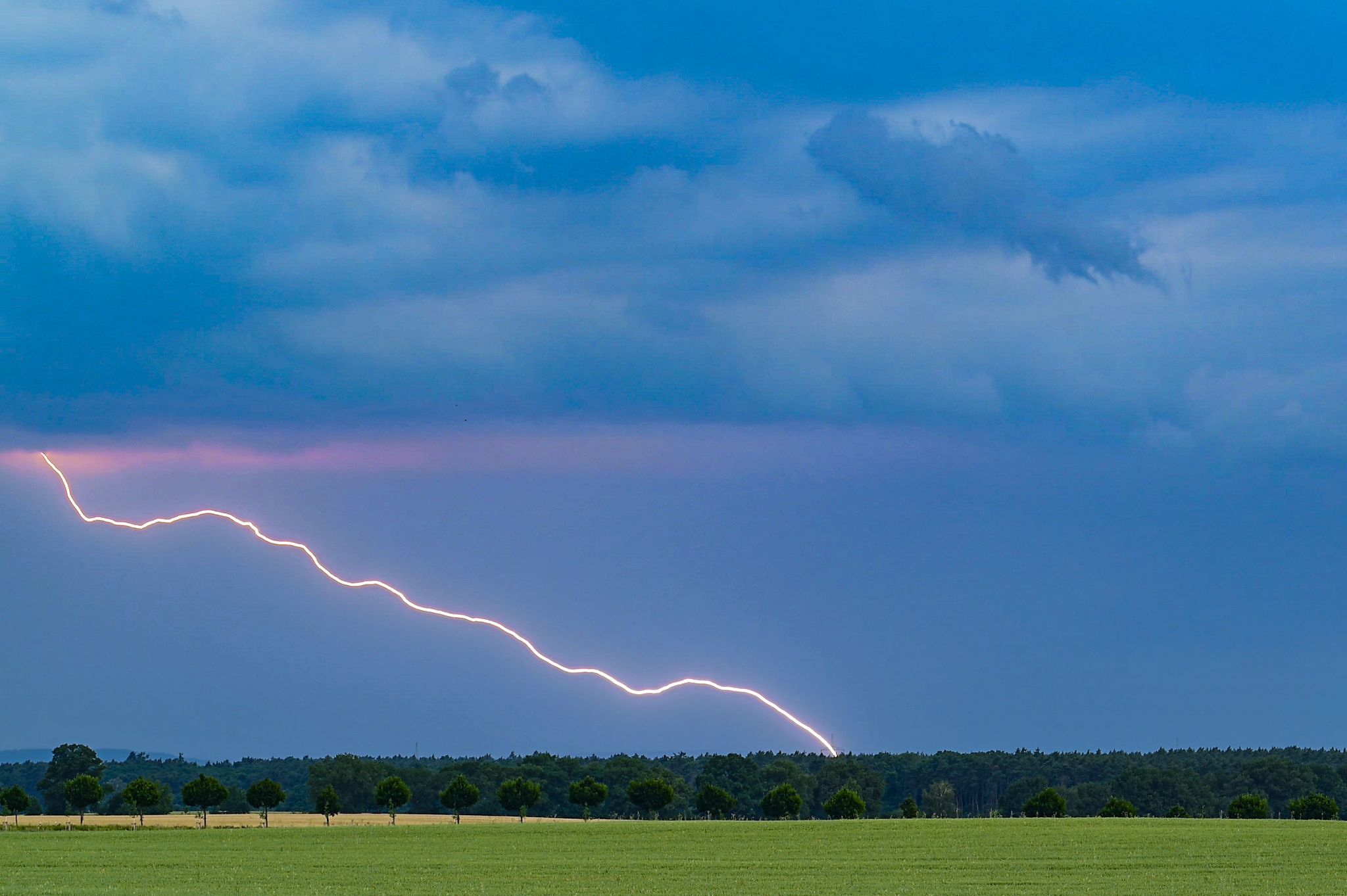 Erst bis zu 39 Grad - dann Gewitter und abrupte Abkühlung