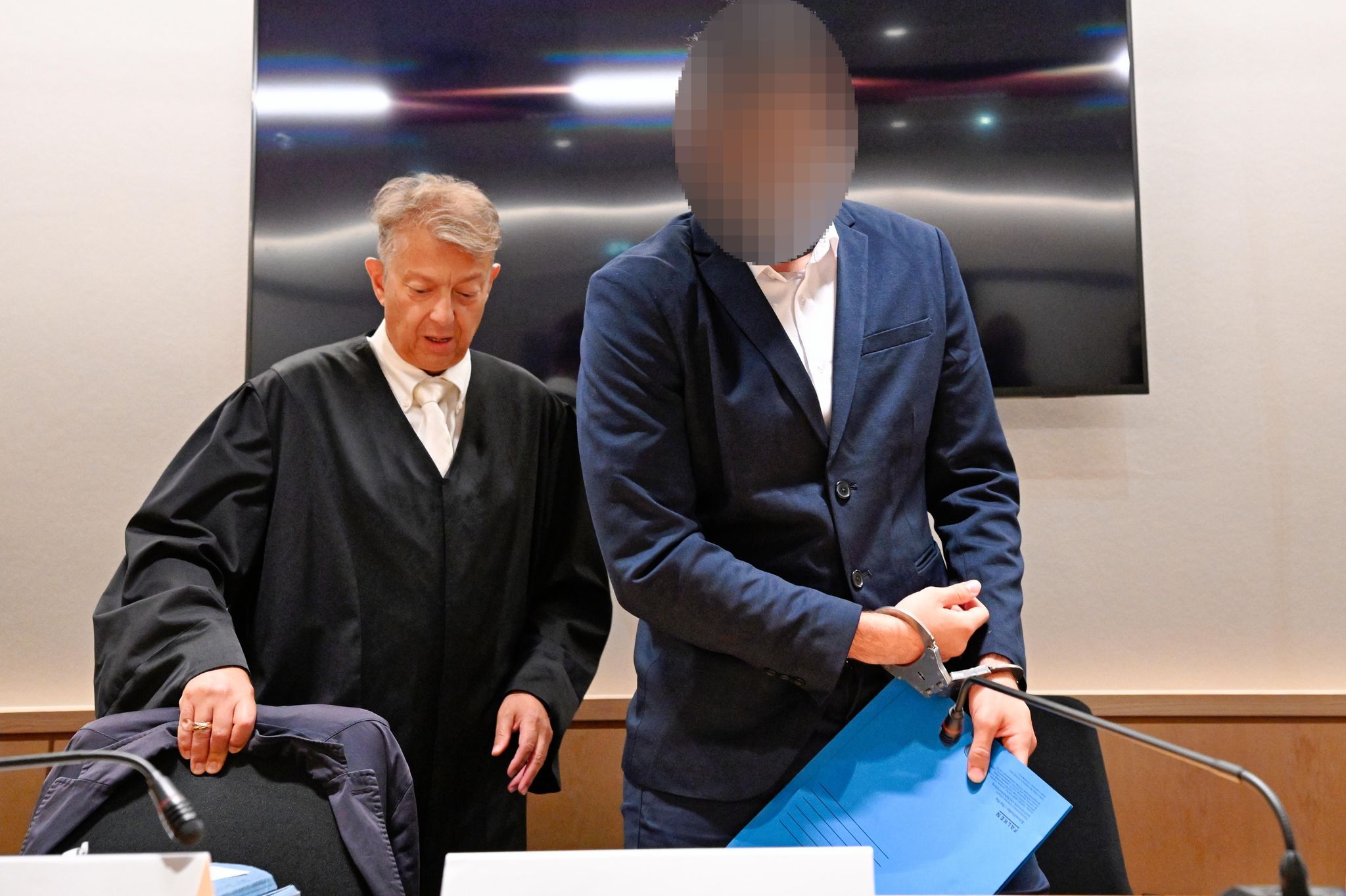 Prozess um getöteten Zugbegleiter - Angehörige bleiben fern