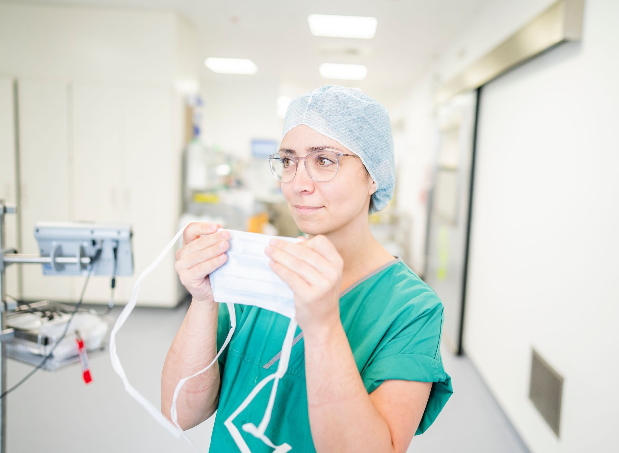 Frauen in der Chirurgie: Karriere mit Messer und Mut