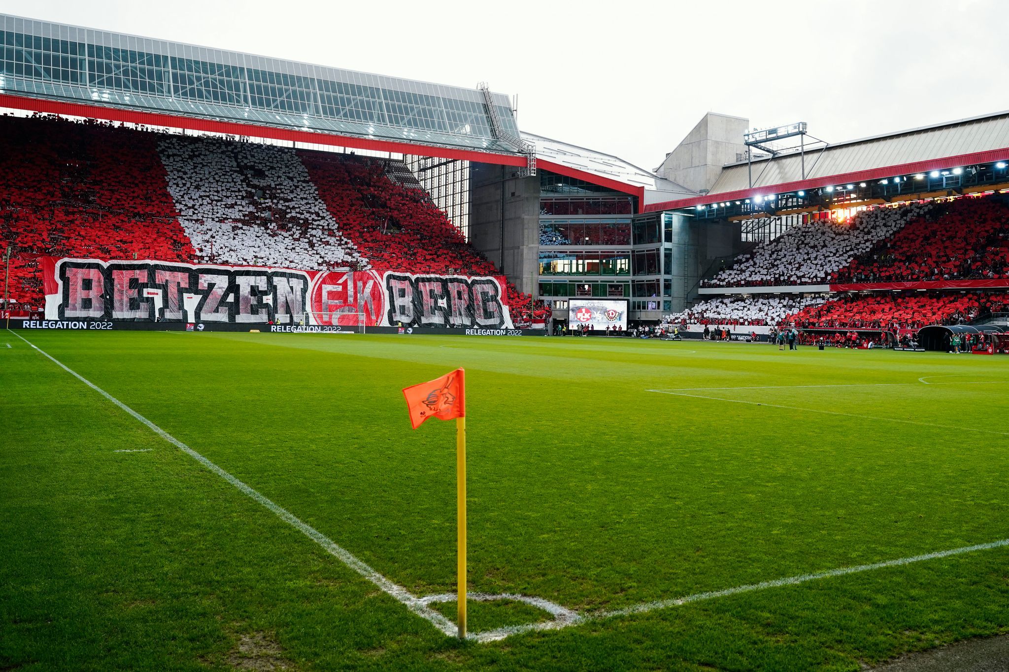 Wie politisch neutral soll ein Club sein? - FCK im Fokus Wie politisch neutral soll ein Club sein? - FCK im Fokus