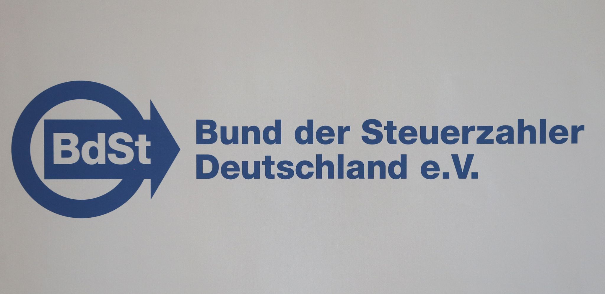 Sonderurlaub: Steuerzahlerbund fordert Konsequenzen