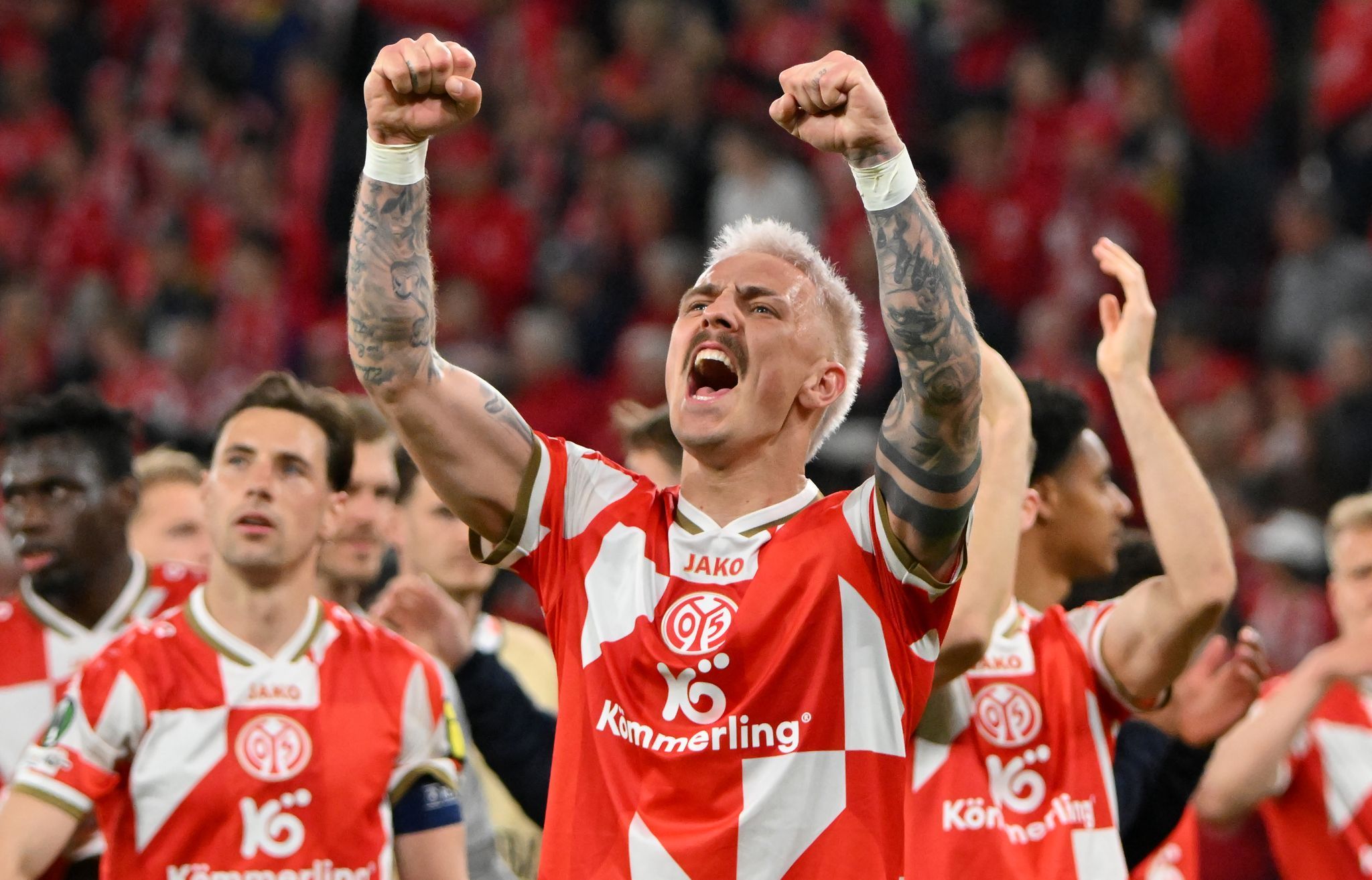 Mainz mit 4:0-Erfolg gegen Kevin Trapps Paris FC Mainz mit 4:0-Erfolg gegen Kevin Trapps Paris FC