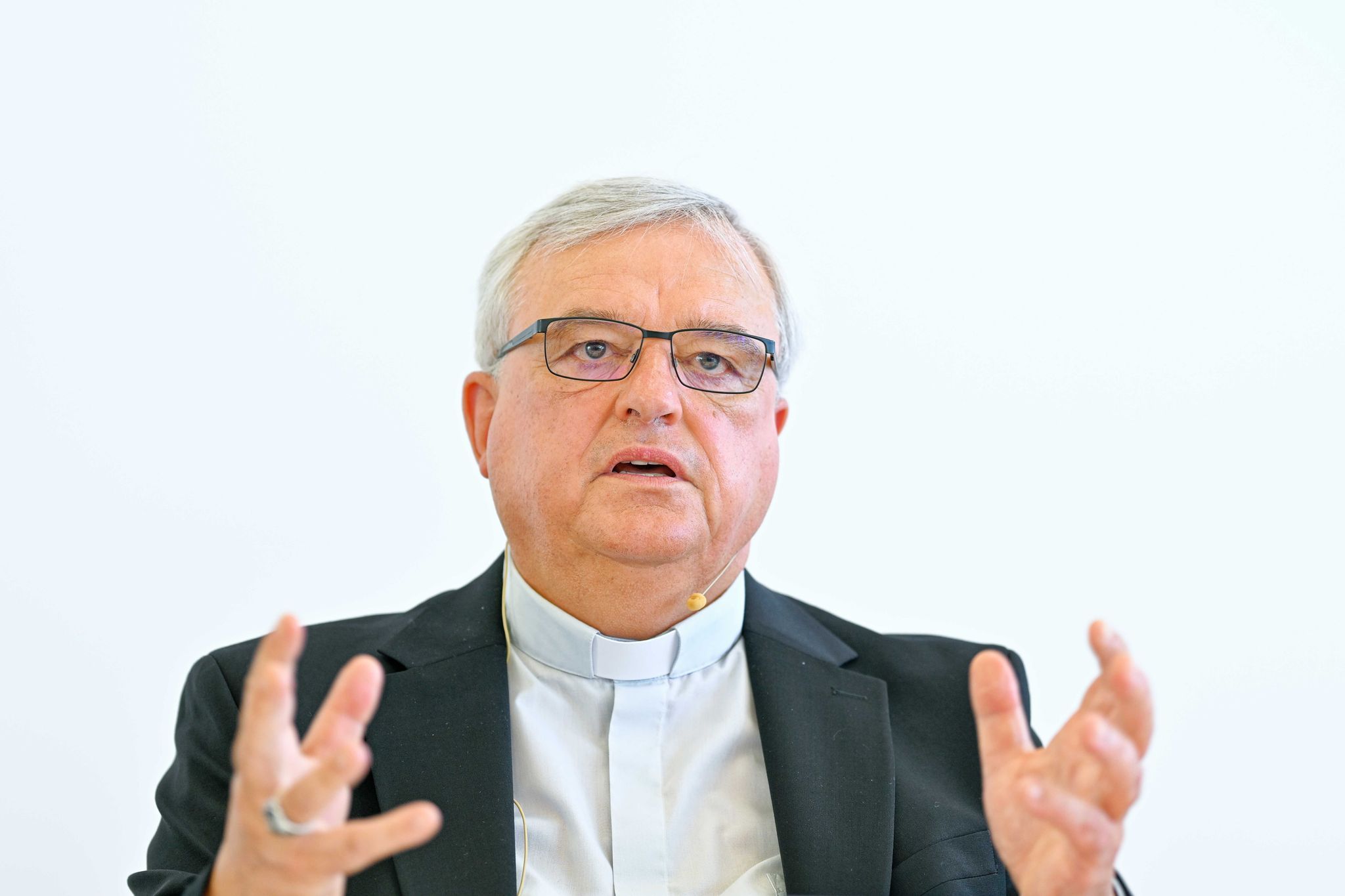 Bischof von Speyer legt Amt nieder