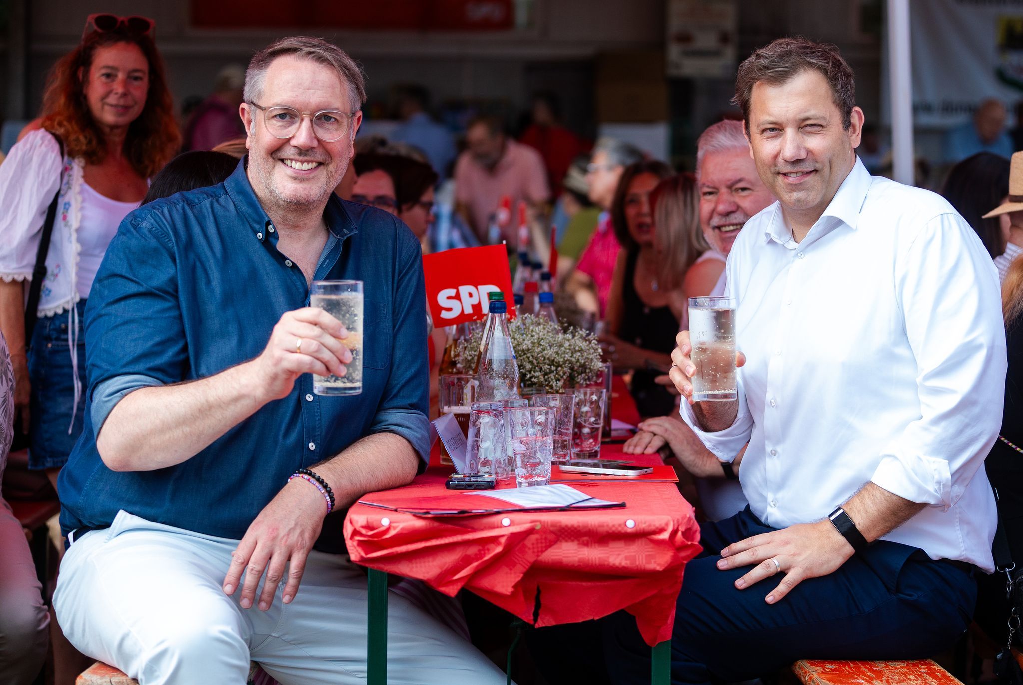 Klingbeil und Schweitzer werben in SPD für Regierungskurs