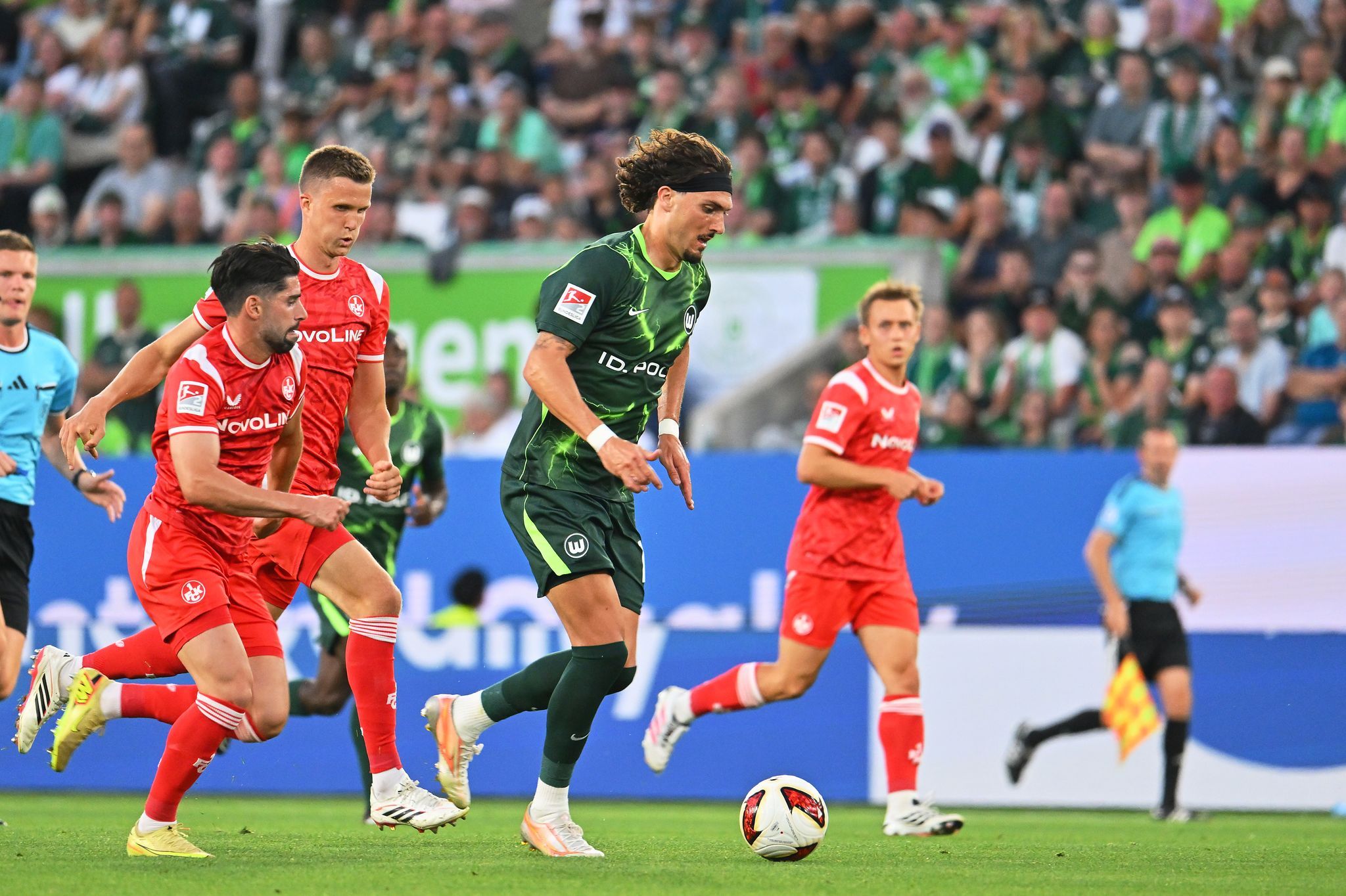Mit Mut und Intensität: FCK holt einen Punkt in Wolfsburg Mit Mut und Intensität: FCK holt einen Punkt in Wolfsburg