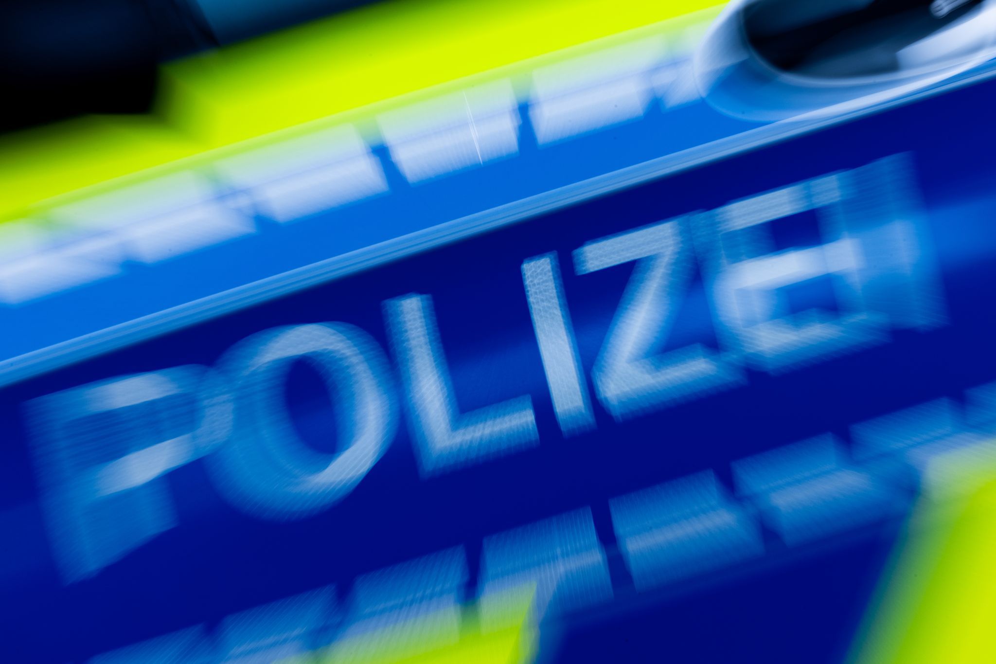 Reparaturarbeiten nach Lkw-Unfall auf der A62