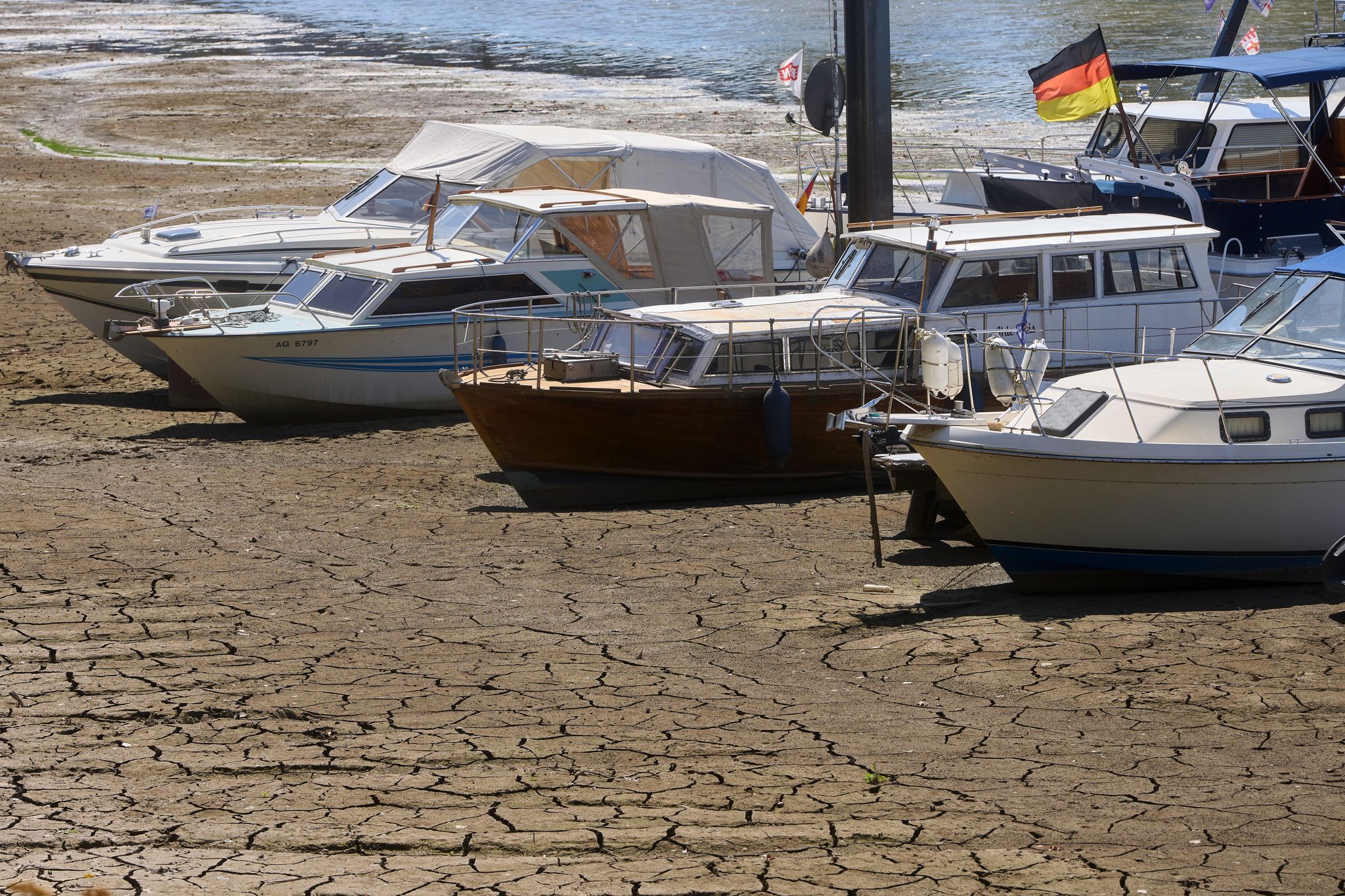 Pegel, Kaub, Fahrverbot: Was zum Niedrigwasser wichtig ist