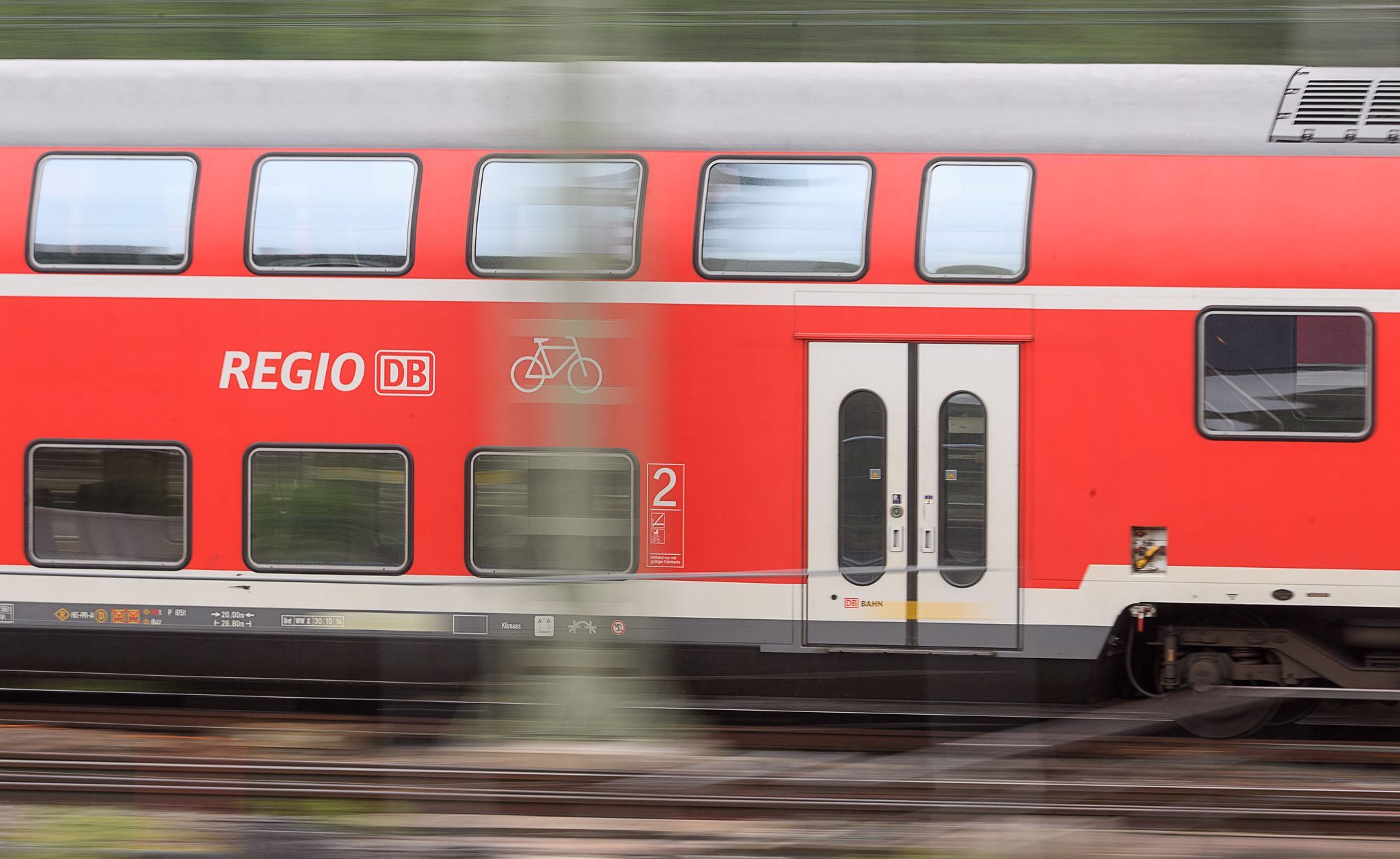 Bahn testet größere Kontrollteams auf Moselstrecke Bahn testet größere Kontrollteams auf Moselstrecke