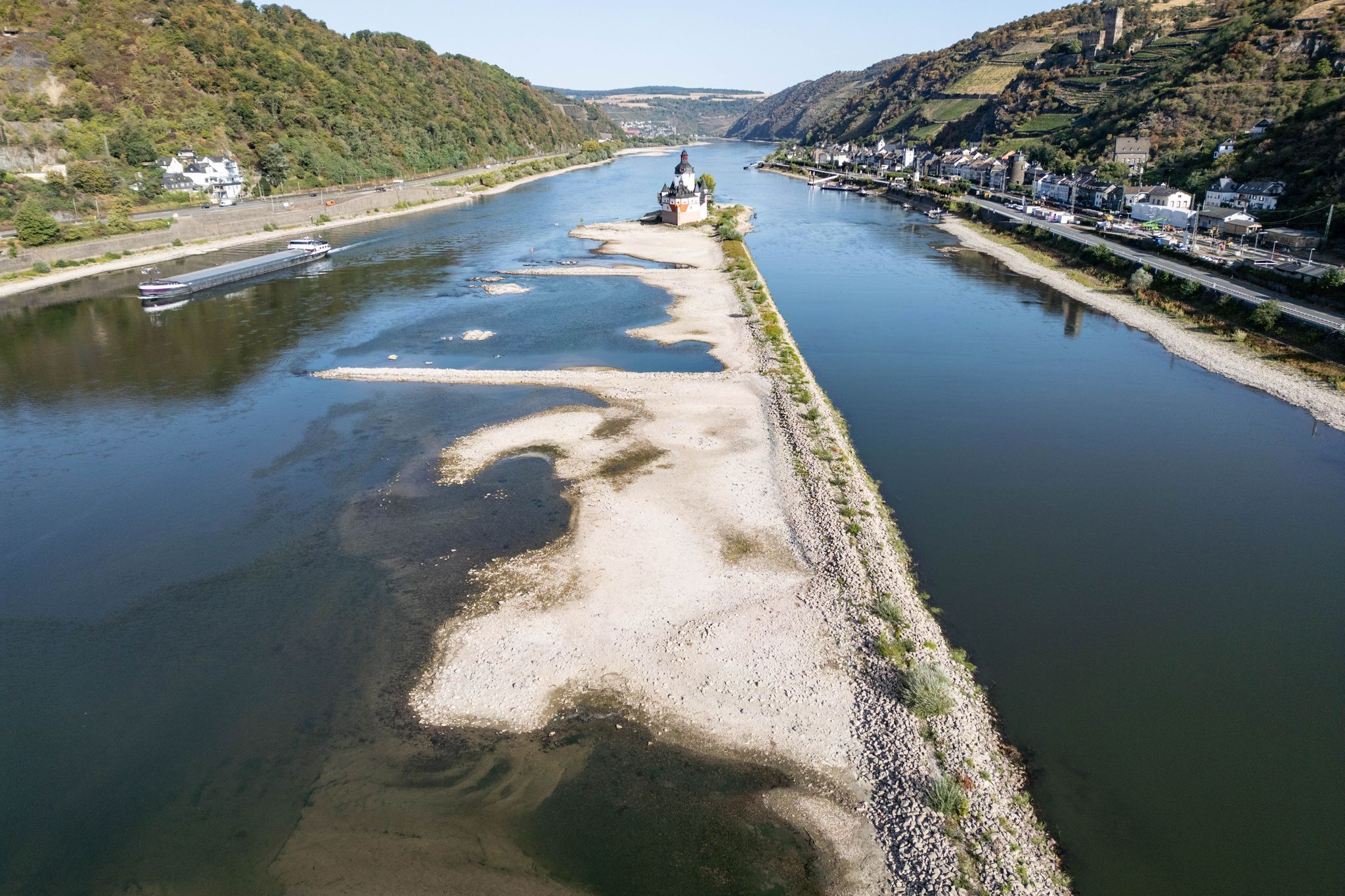 Was tun, wenn der Rhein zur Rinne wird?