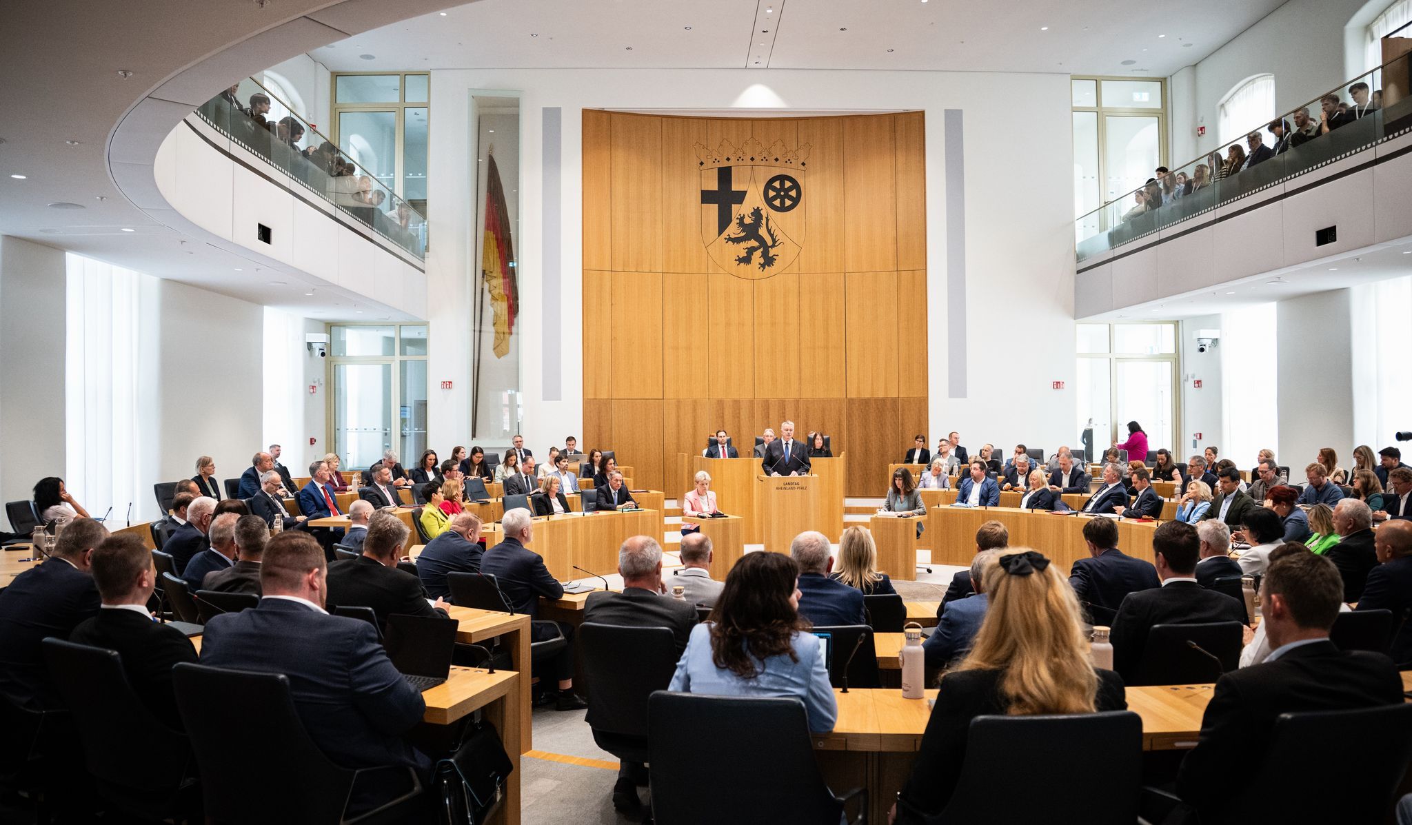 Brennpunktschule und Beamtenbesoldung im Landtag