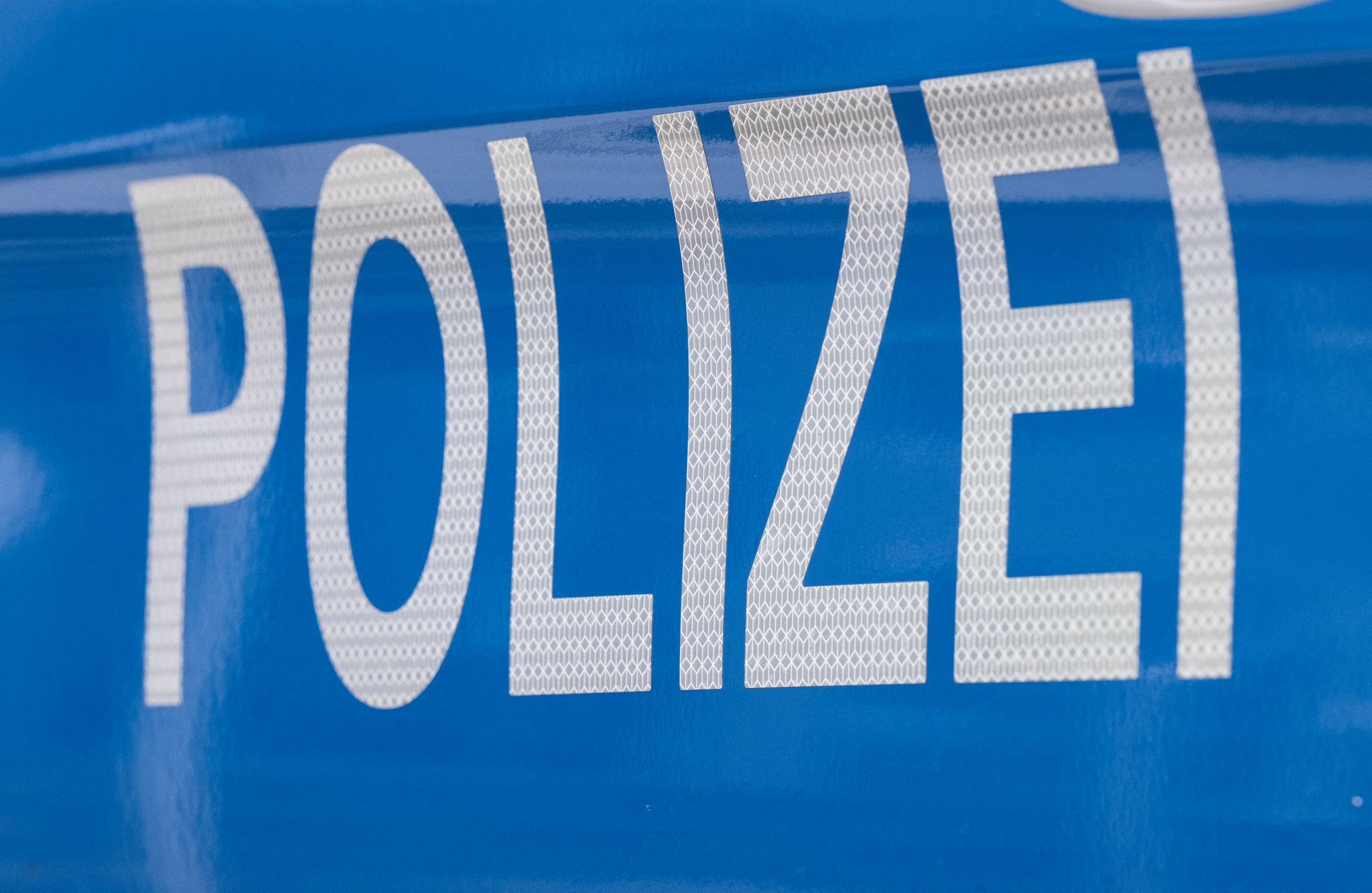 Mann seit Tagen aus Psychiatrie flüchtig - Polizei fahndet