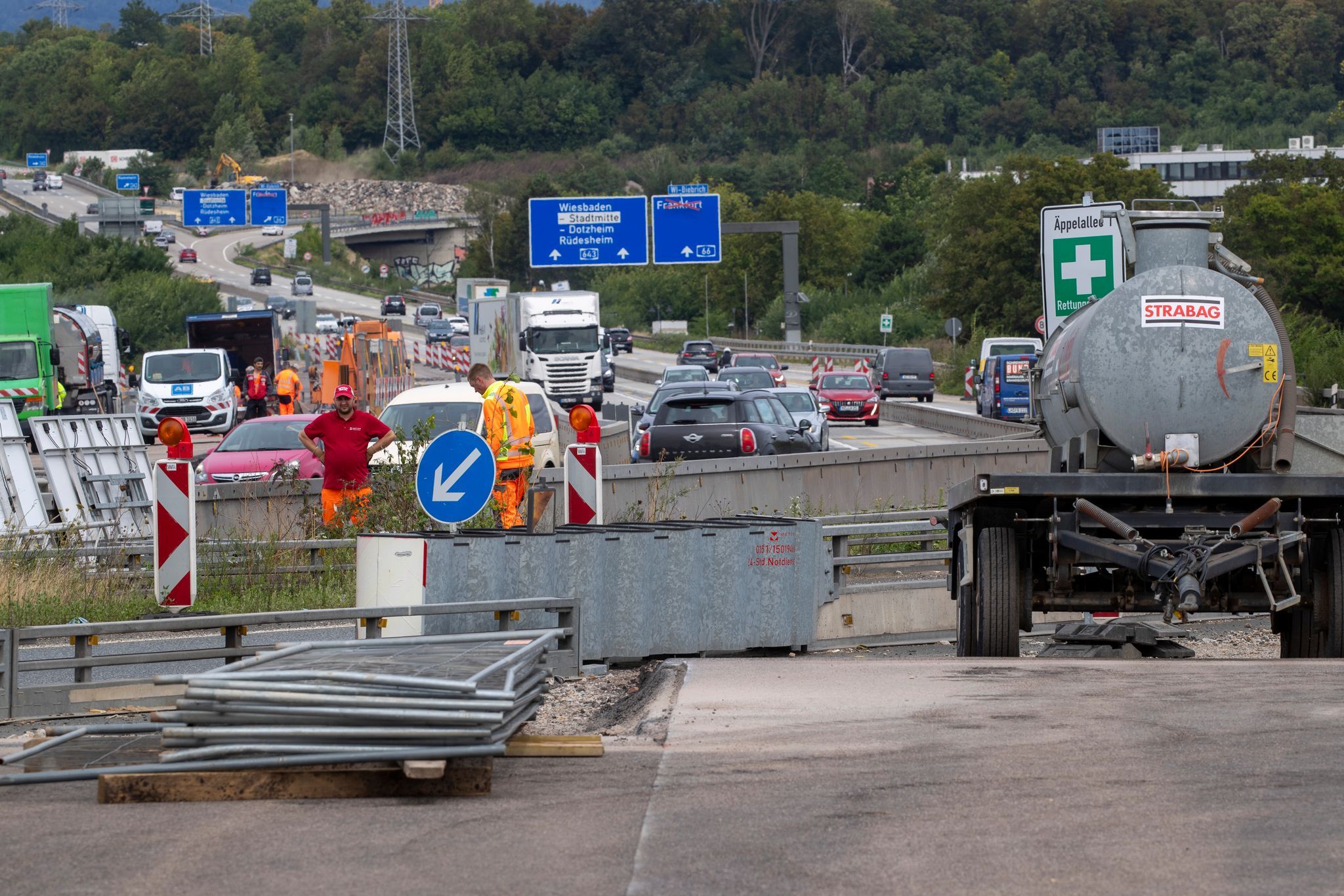 Nach Brückenschäden: Teilsperrung der A643 aufgehoben Nach Brückenschäden: Teilsperrung der A643 aufgehoben