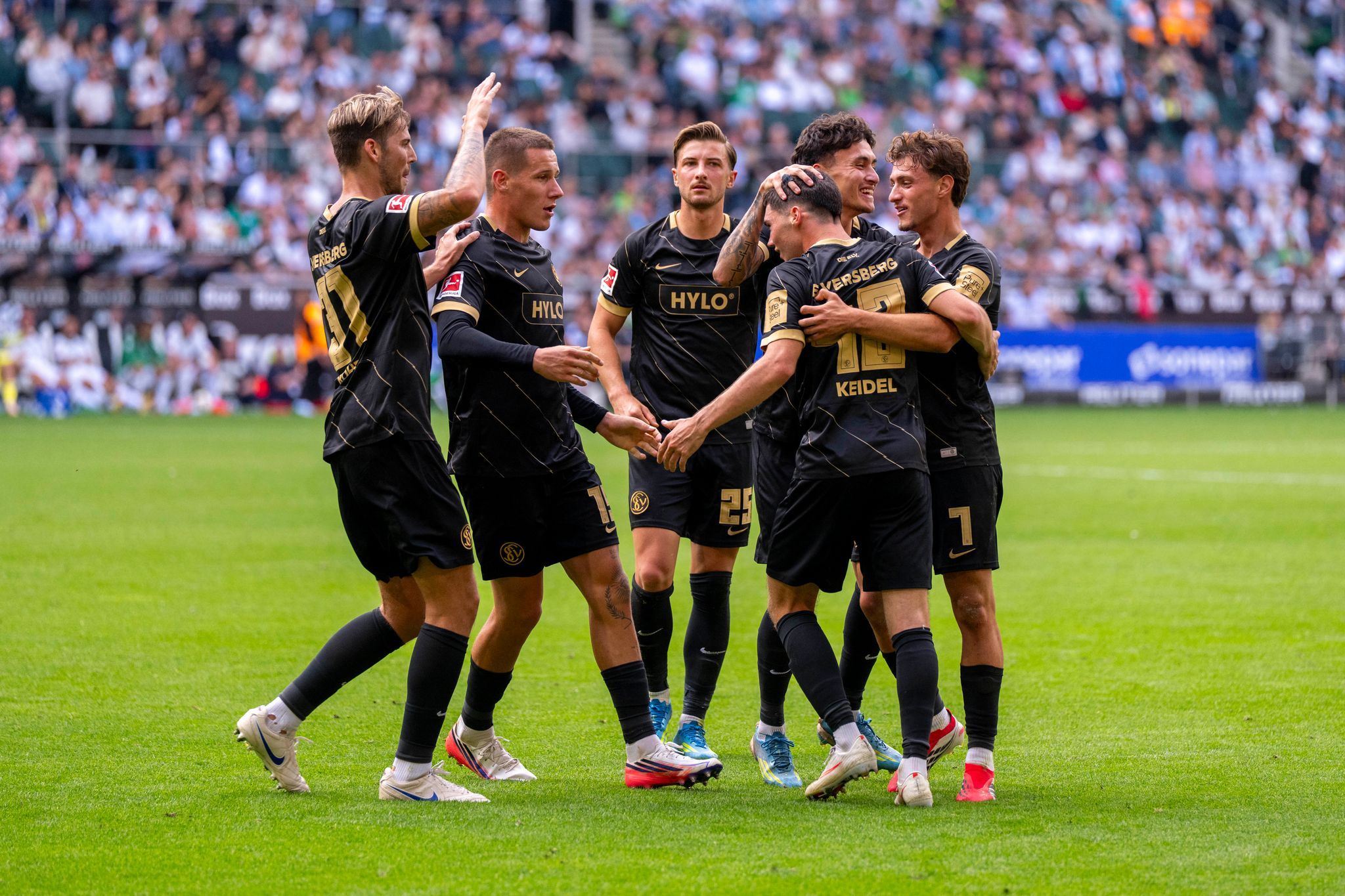 Elversberg besiegt nach Riesen-Comeback auch Gladbach Elversberg besiegt nach Riesen-Comeback auch Gladbach