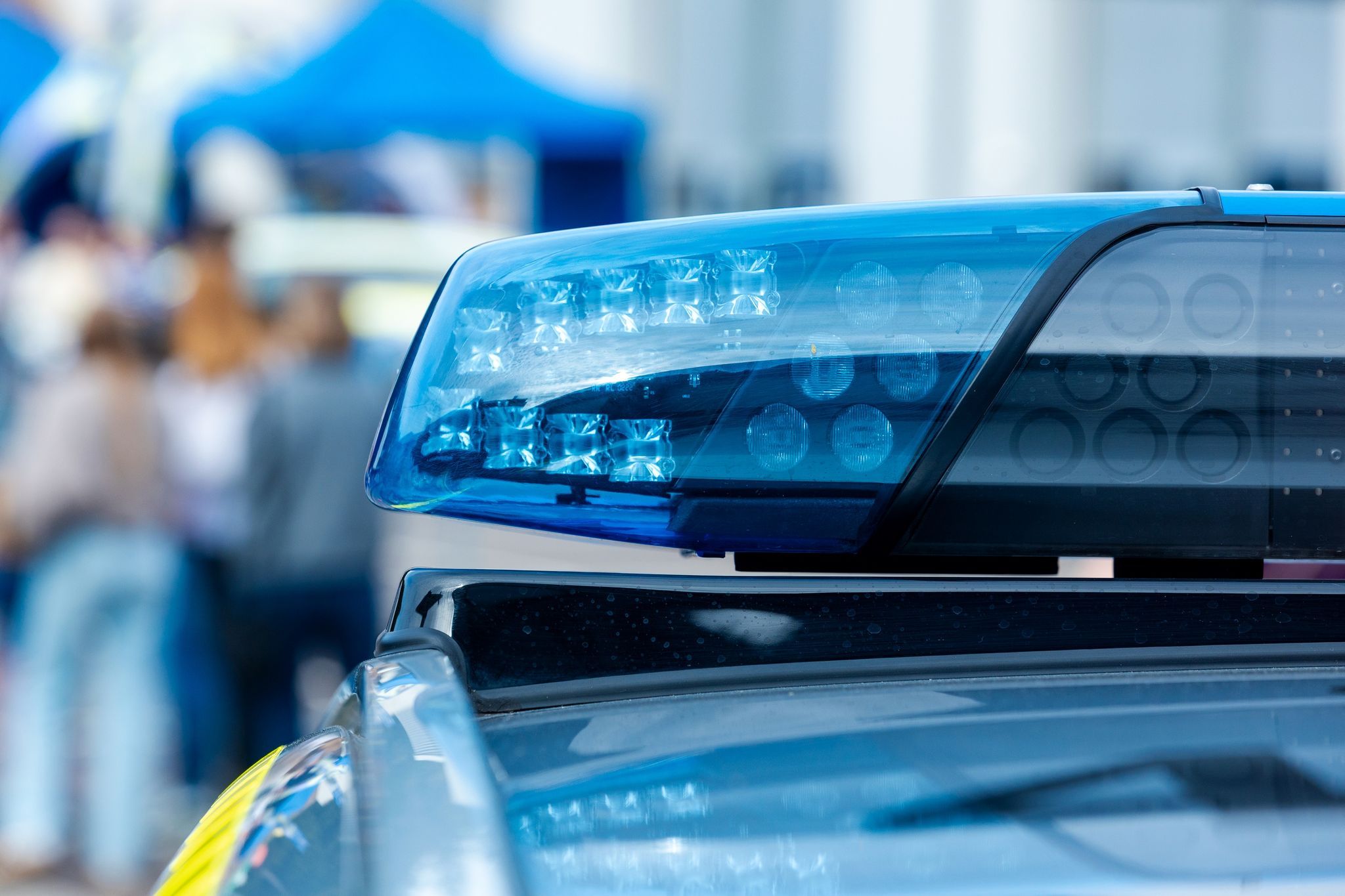 Passantin stößt in Fußgängerzone mit Gabelstapler zusammen Passantin stößt in Fußgängerzone mit Gabelstapler zusammen