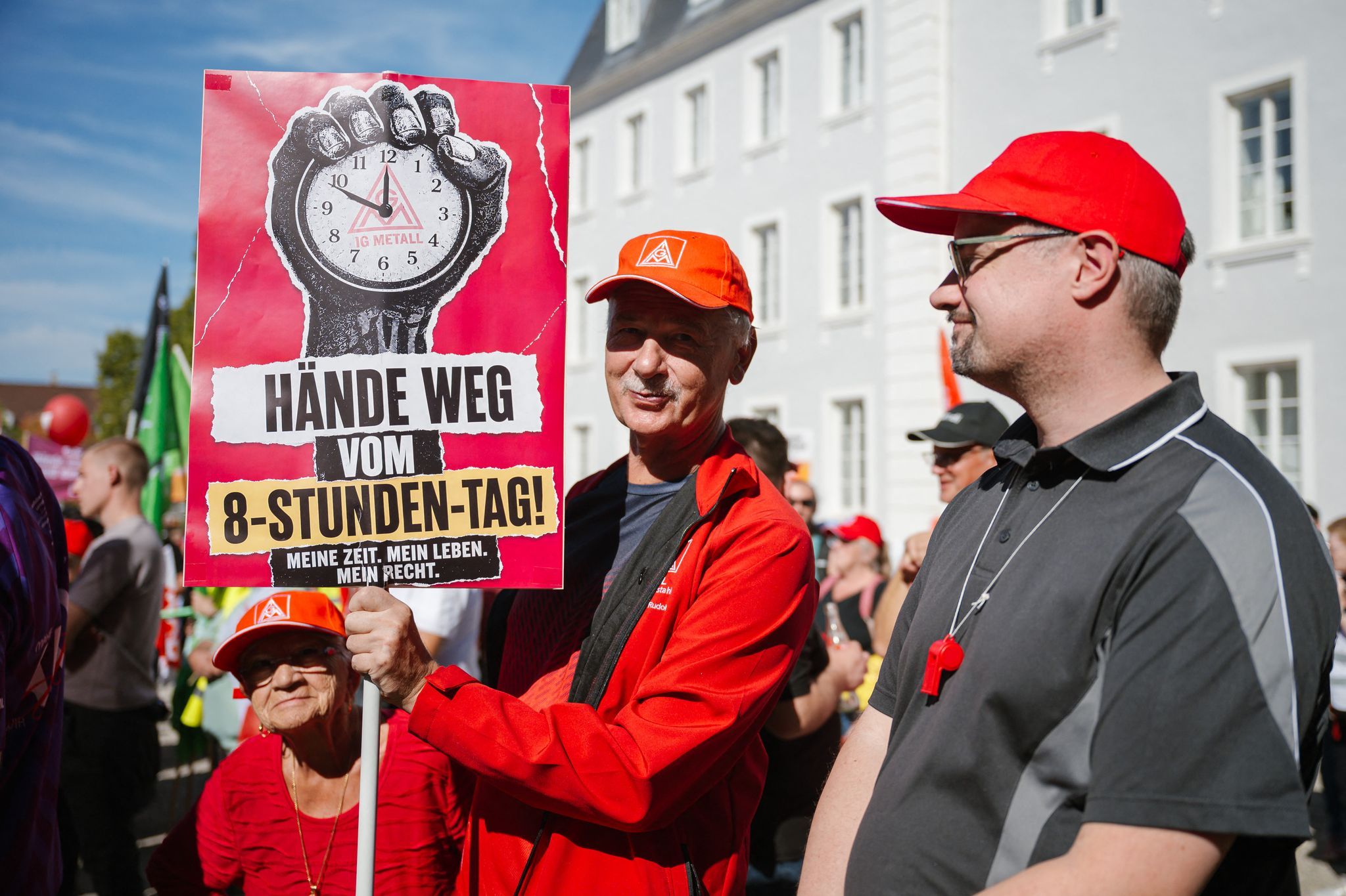 Tausende demonstrieren im Saarland für starken Sozialstaat