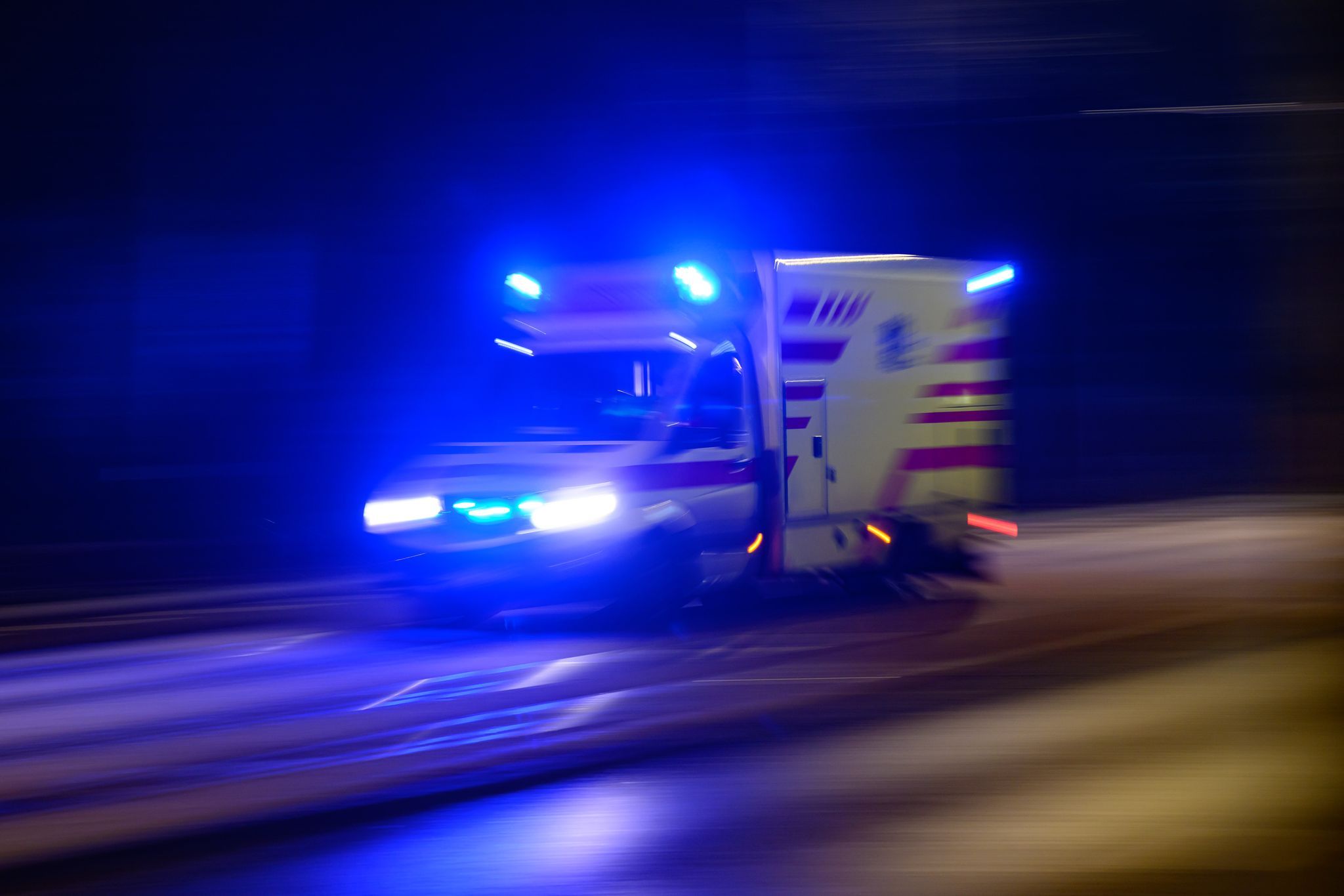 Mehrere Schwerverletzte bei Zusammenstoß zweier Autos