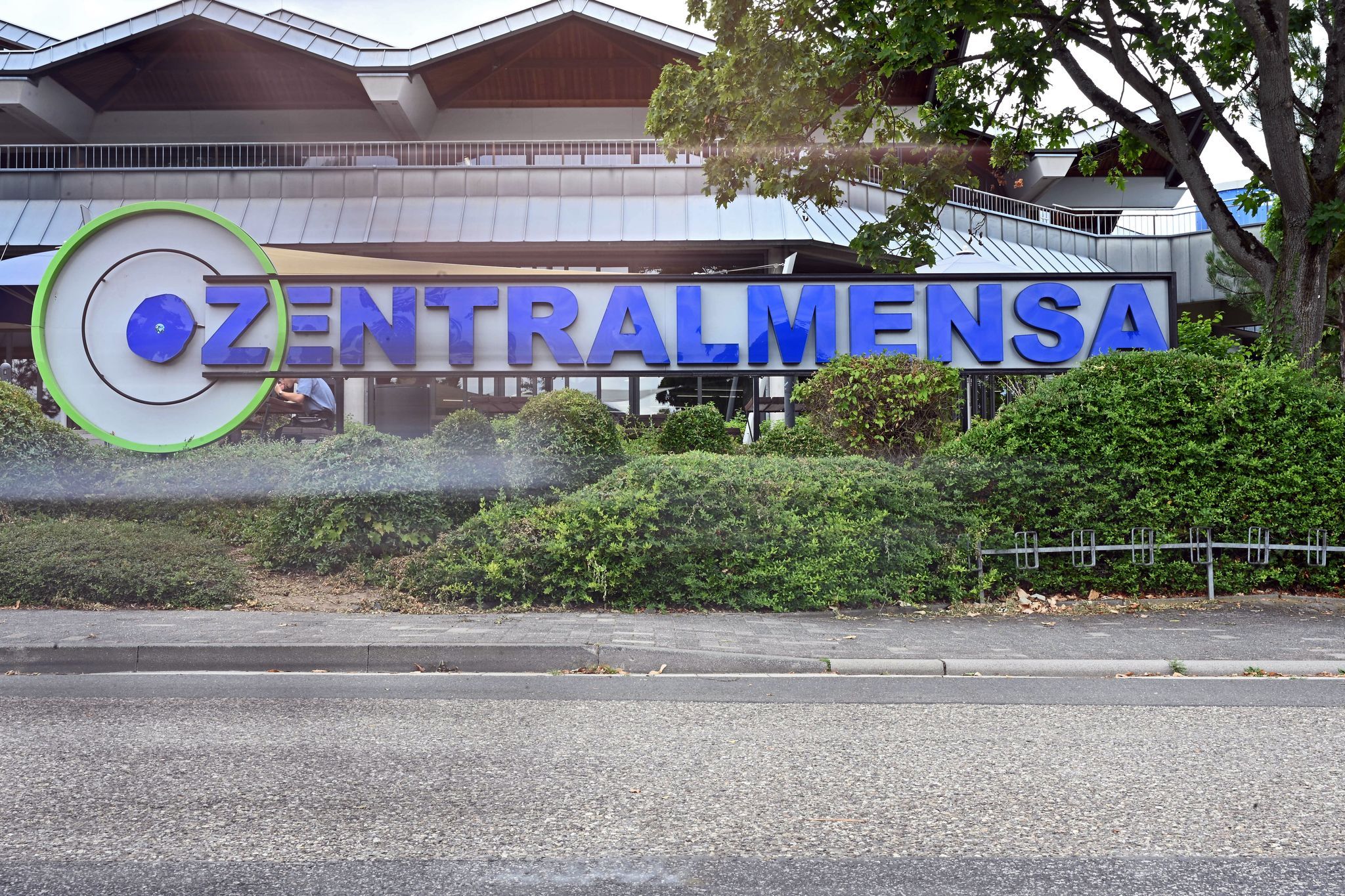 Preise für Mensaessen gestiegen - Ruf nach Unterstützung