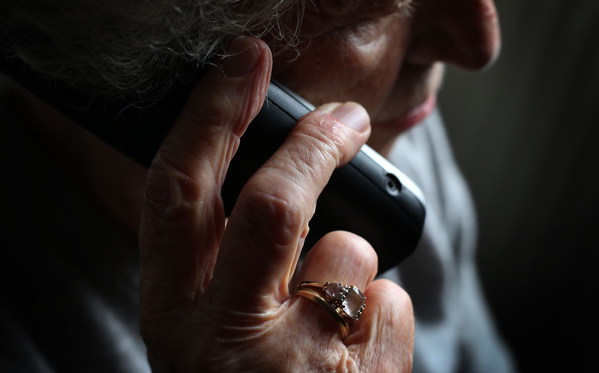 Seniorin erhält «Schockanruf» und übergibt zweimal Bargeld Seniorin erhält «Schockanruf» und übergibt zweimal Bargeld