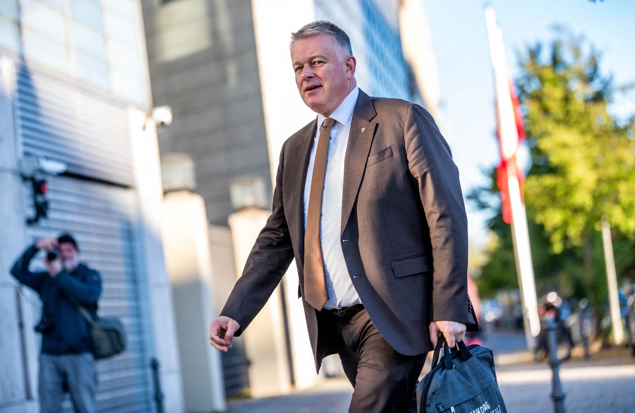 Schnieder fordert verlässliches Handeln der Bundesregierung Schnieder fordert verlässliches Handeln der Bundesregierung