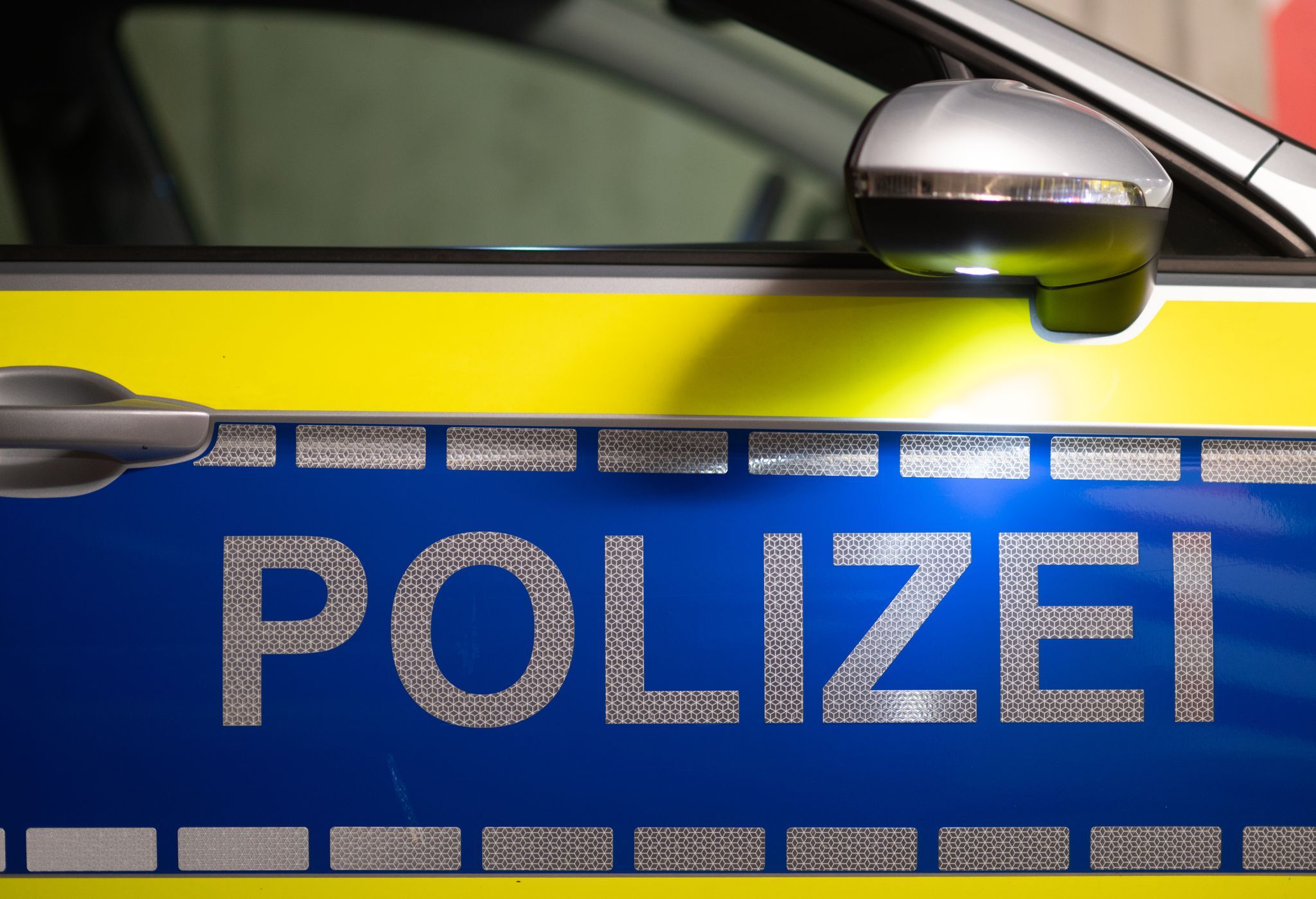 Polizist nach Kontrolle in Bahn angegriffen