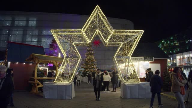 Ein Geschenk für die Oma auf dem Koblenzer Weihnachtsmarkt